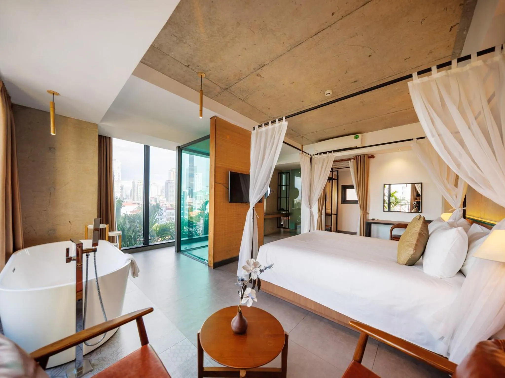 Photo of the whole room, Bed in CHECK inn Phnom Penh Royal Palace