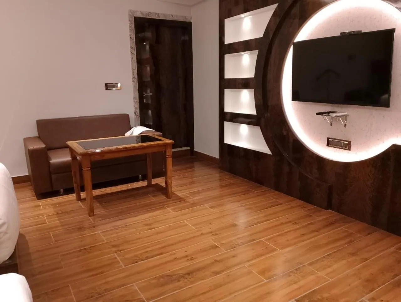 TV and multimedia, Bed in HOTEL SUNCITY PALACE