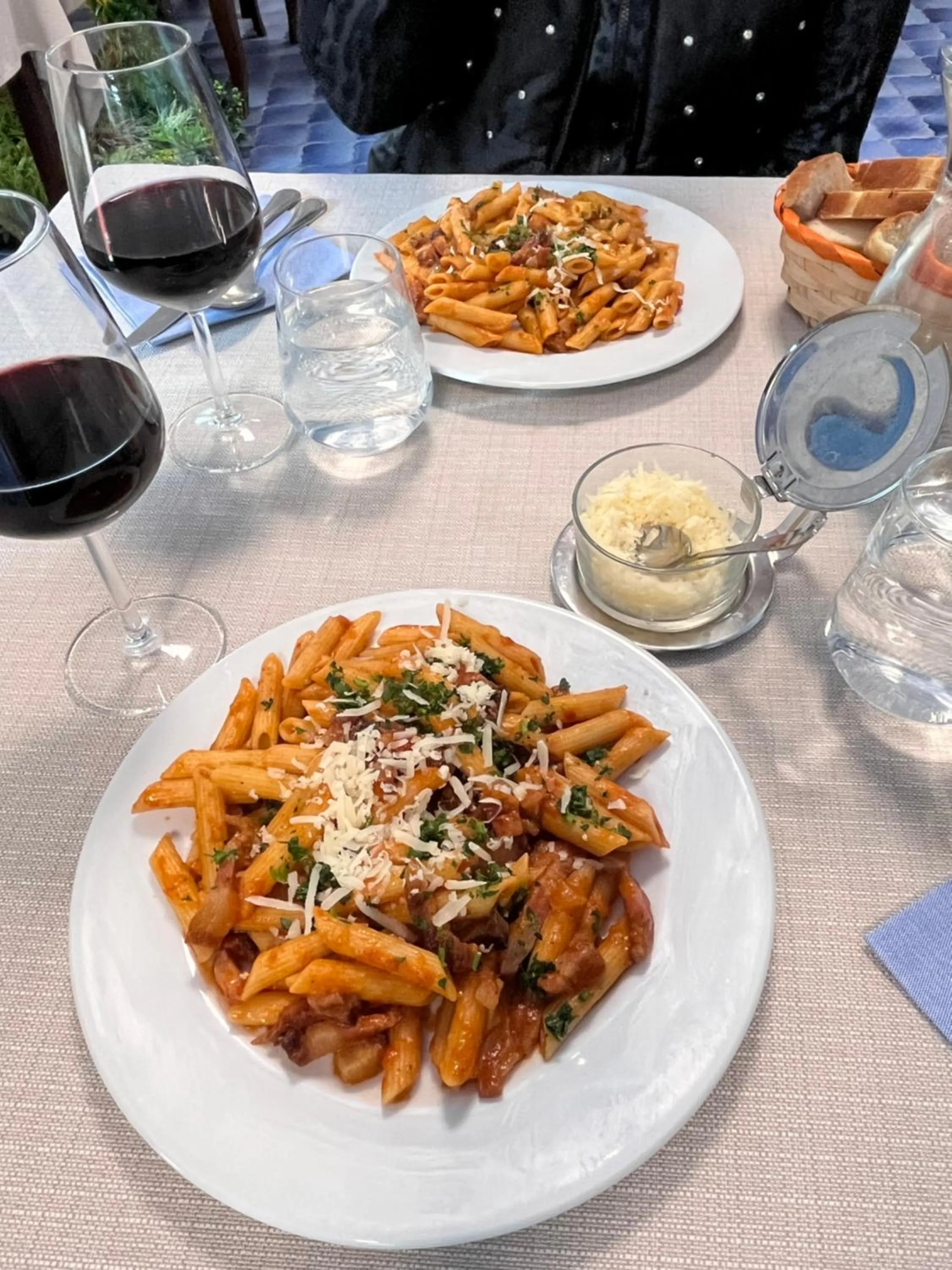 Food and drinks in Hotel Valente