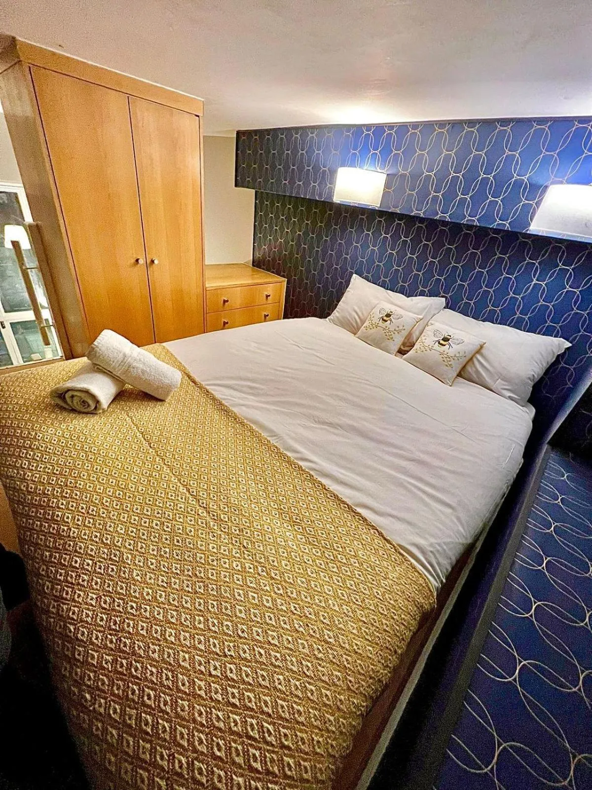 Bedroom, Bed in Modern Studios Close To Hyde Park