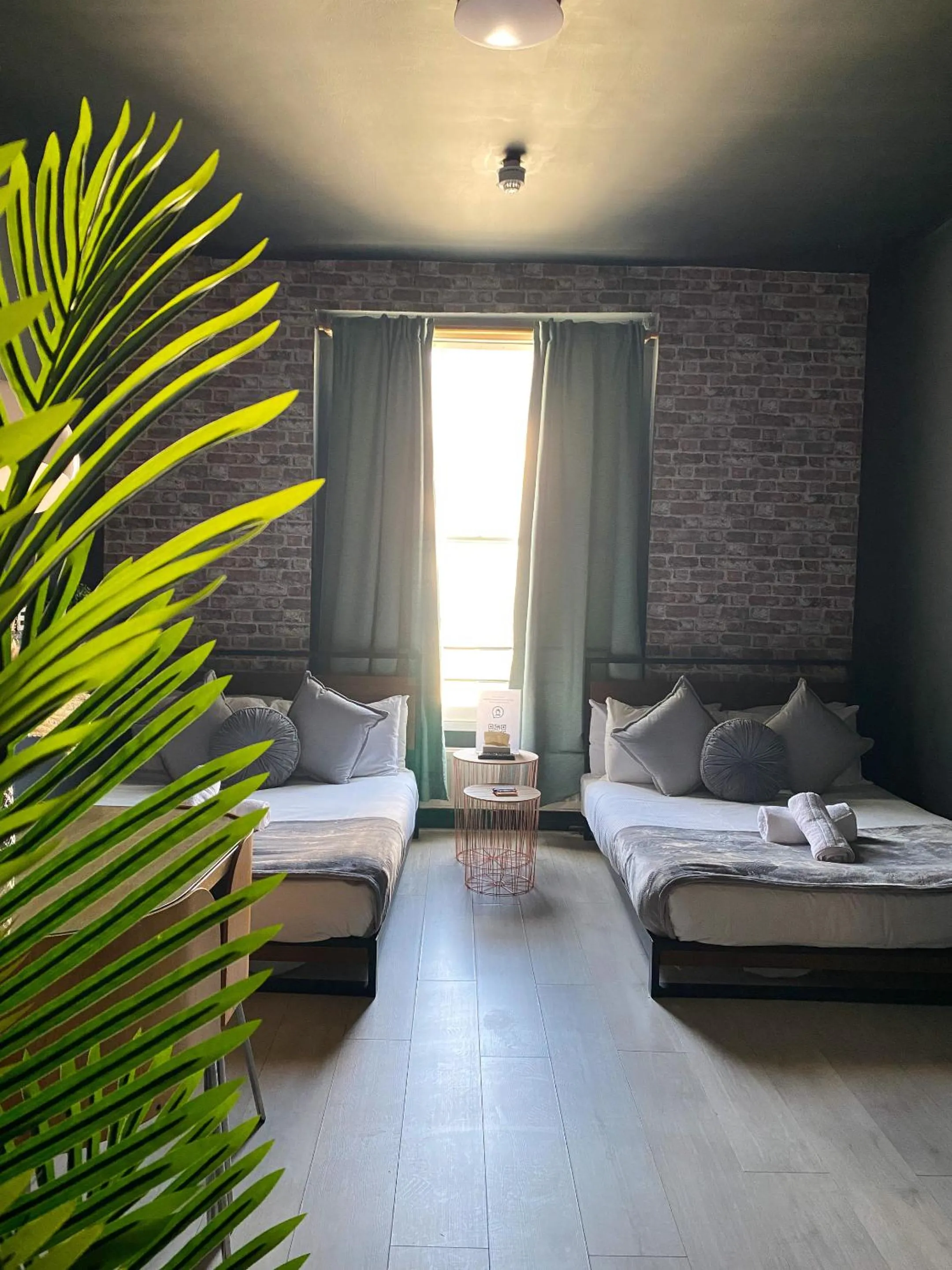 Bedroom, Bed in Modern Studios Close To Hyde Park