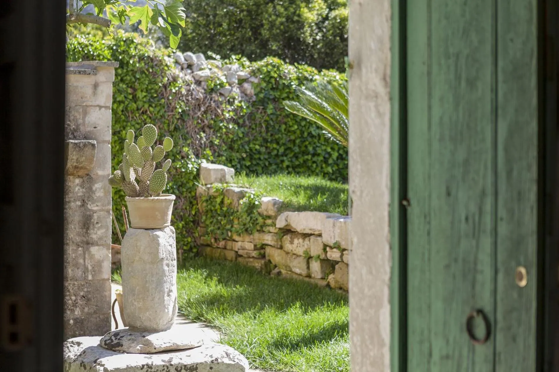 Garden view in Palazzo Siena - Home & More