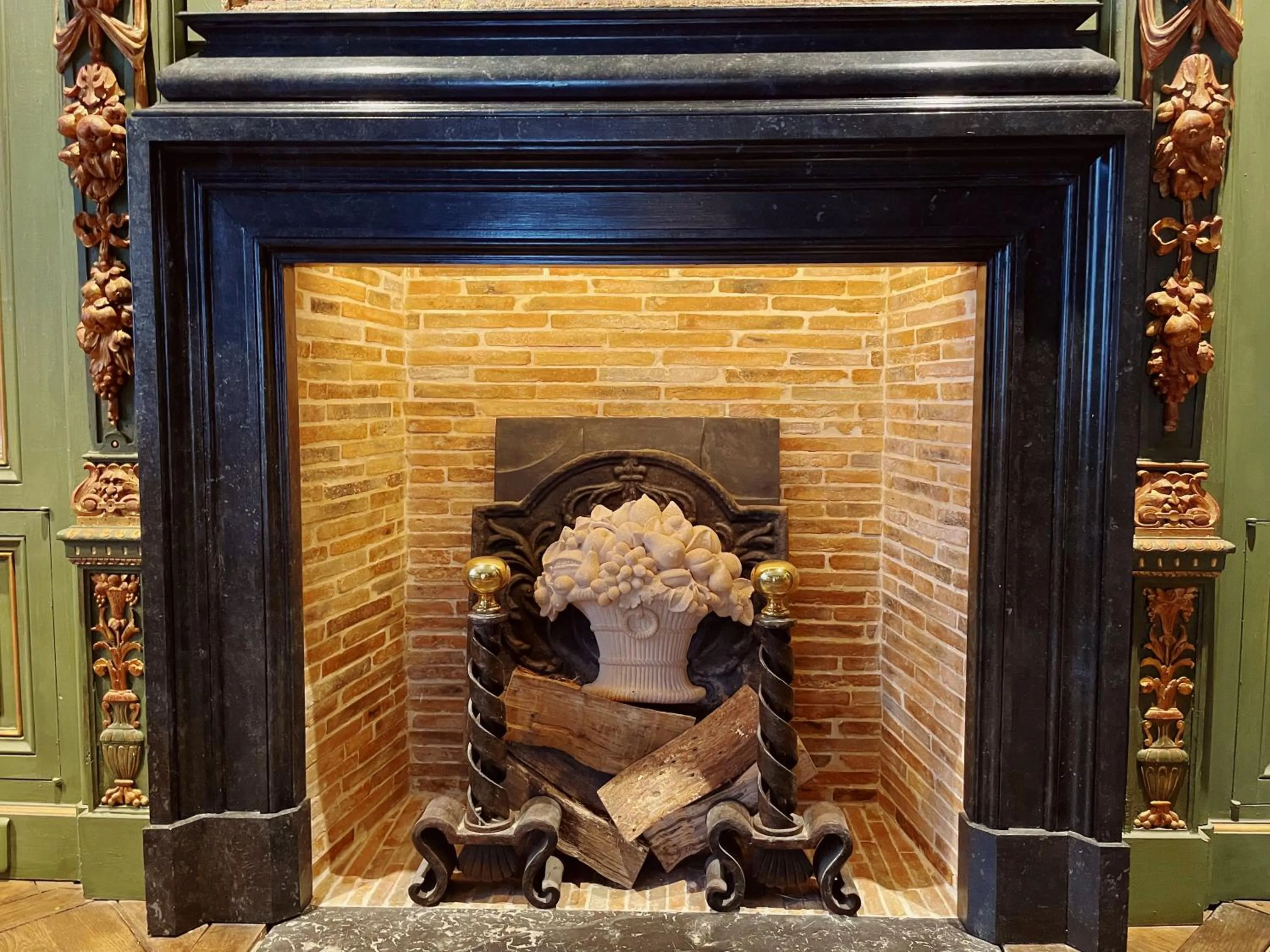 Decorative detail in Hôtel du Vieux Marais