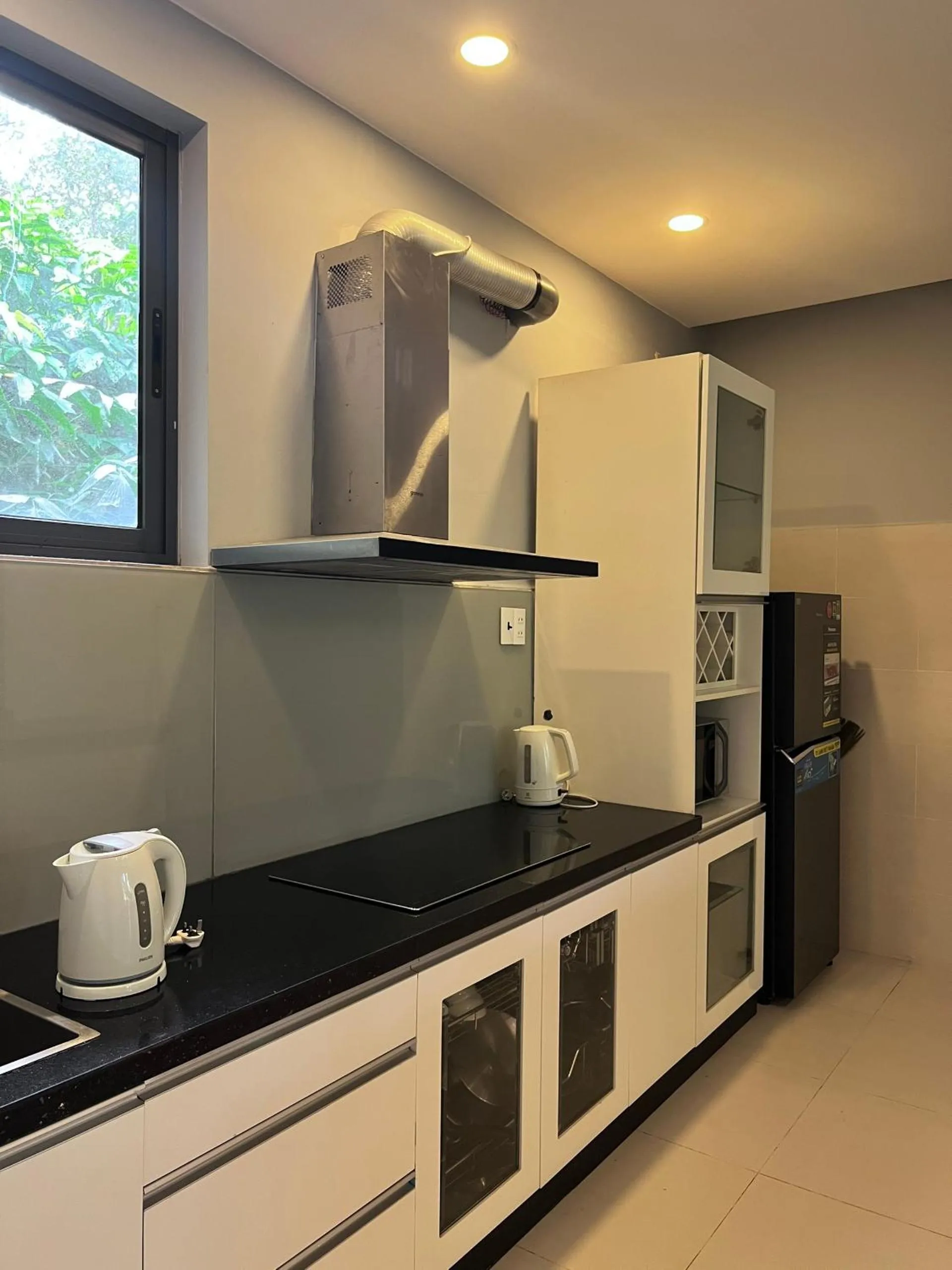 Kitchen or kitchenette in Emerald Garden Retreat