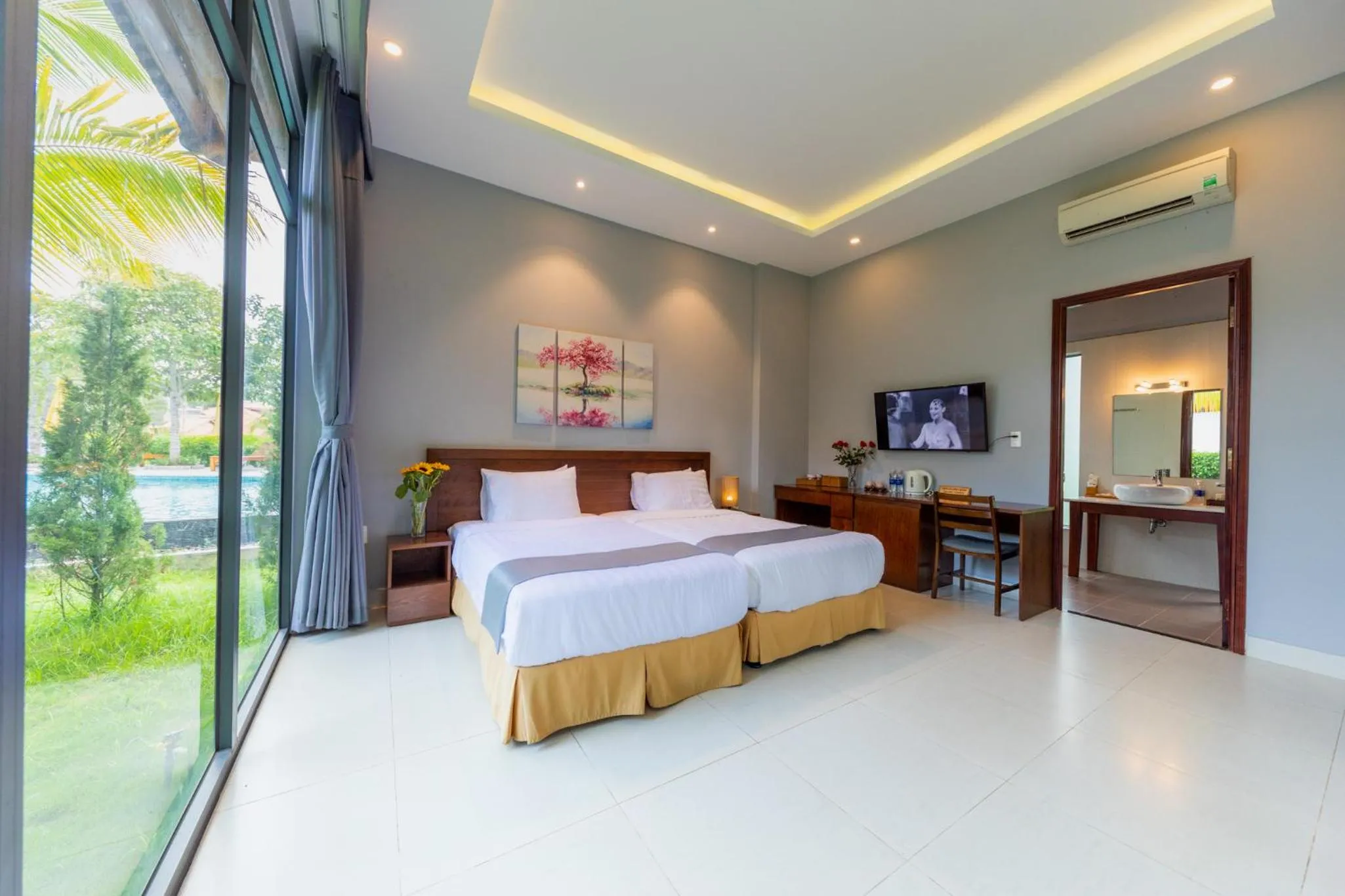 Bed in Emerald Garden Retreat