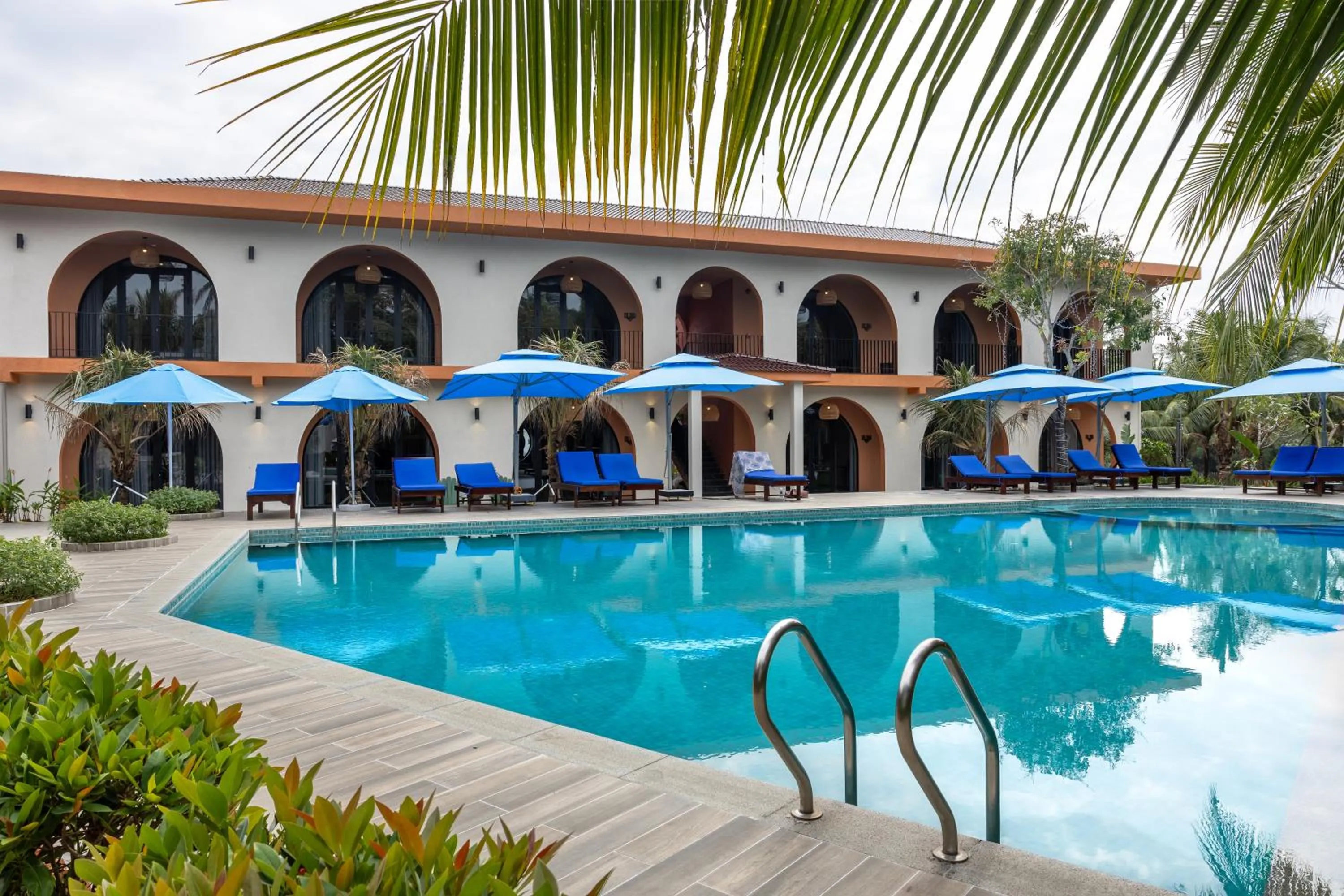 Property building in Emerald Garden Retreat