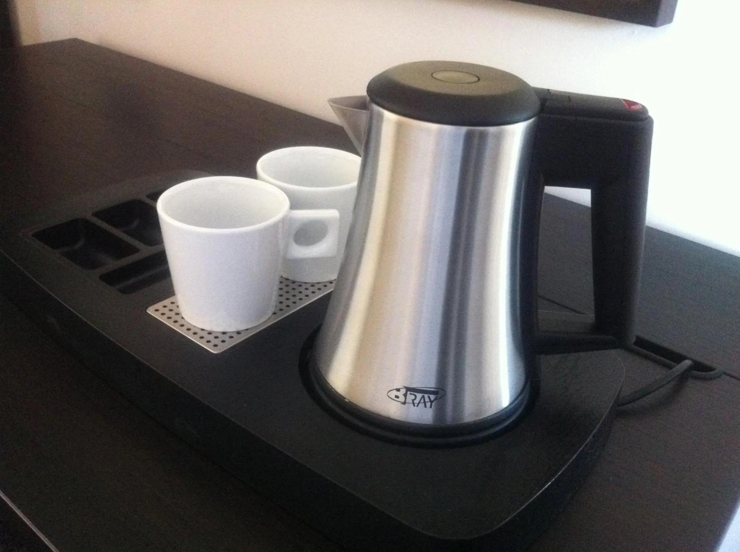 Coffee/tea facilities in Bridge Hotel Brandon