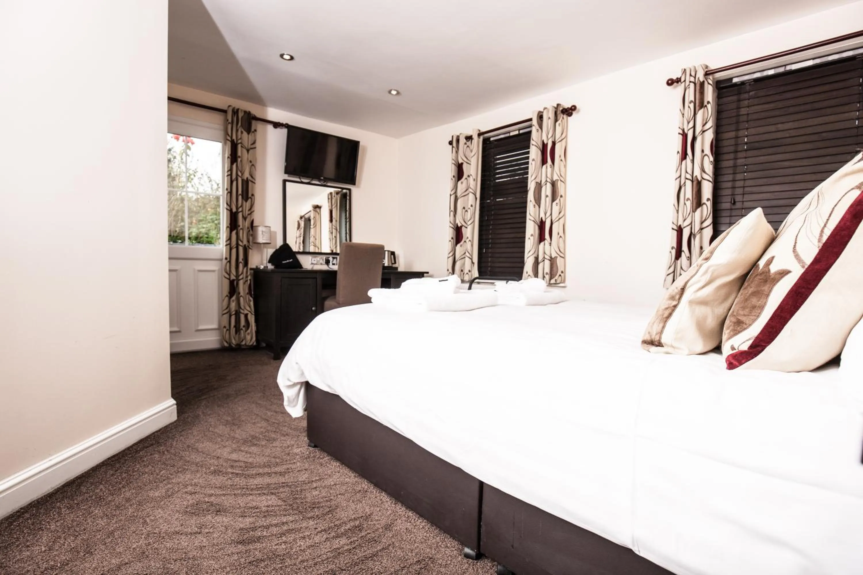 Bed in Bridge Hotel Brandon