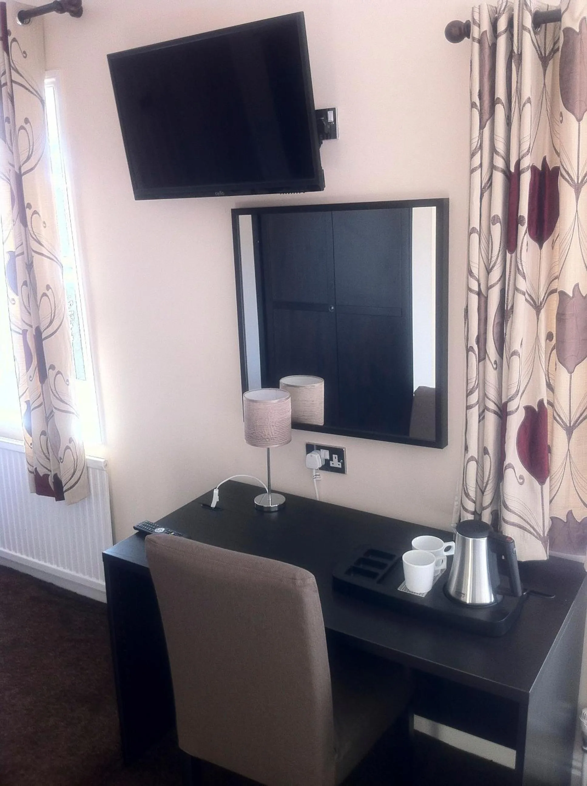 Seating area in Bridge Hotel Brandon