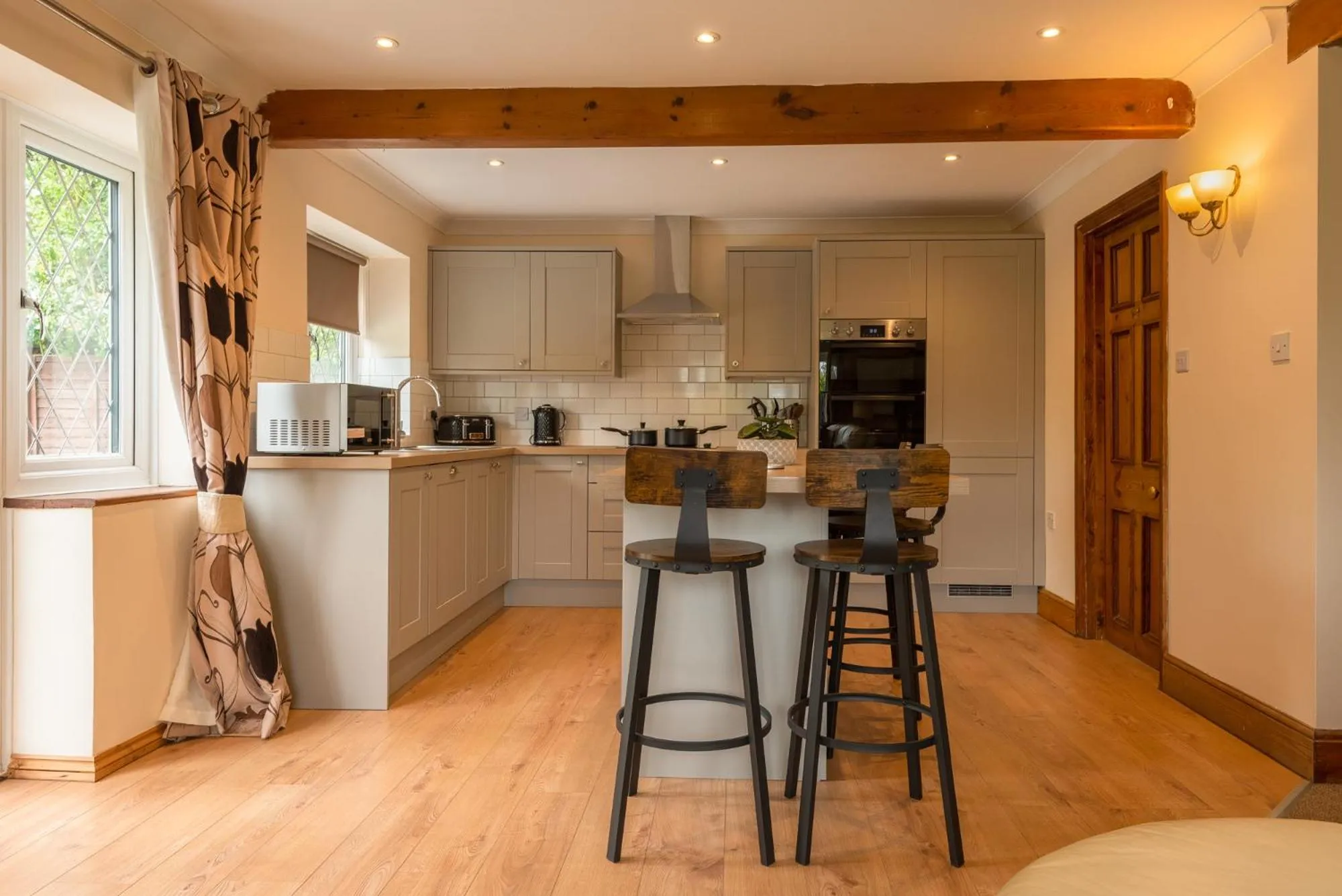 kitchen in Bridge Hotel Brandon