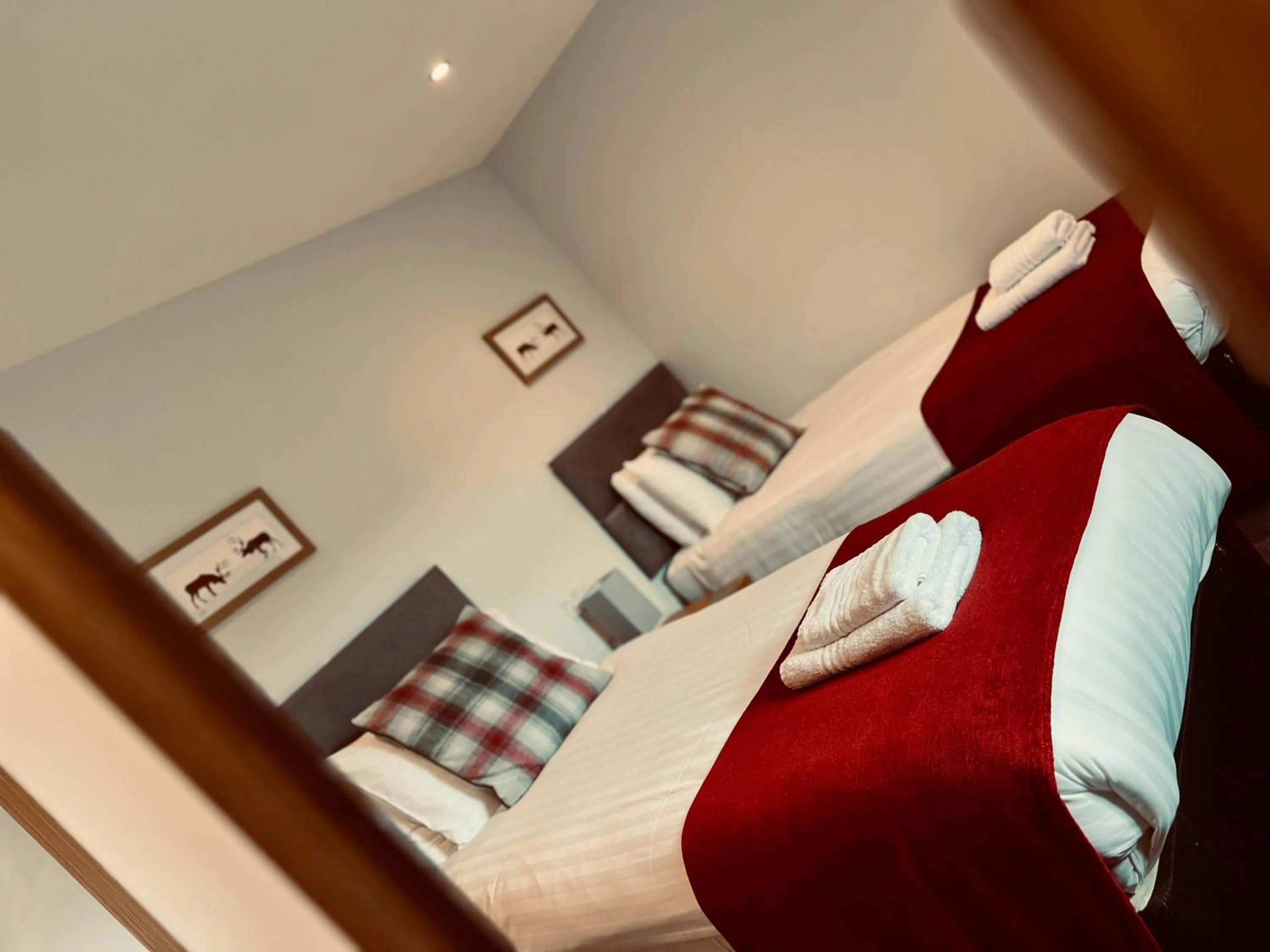 Bedroom, Bed in Bettyhill Hotel