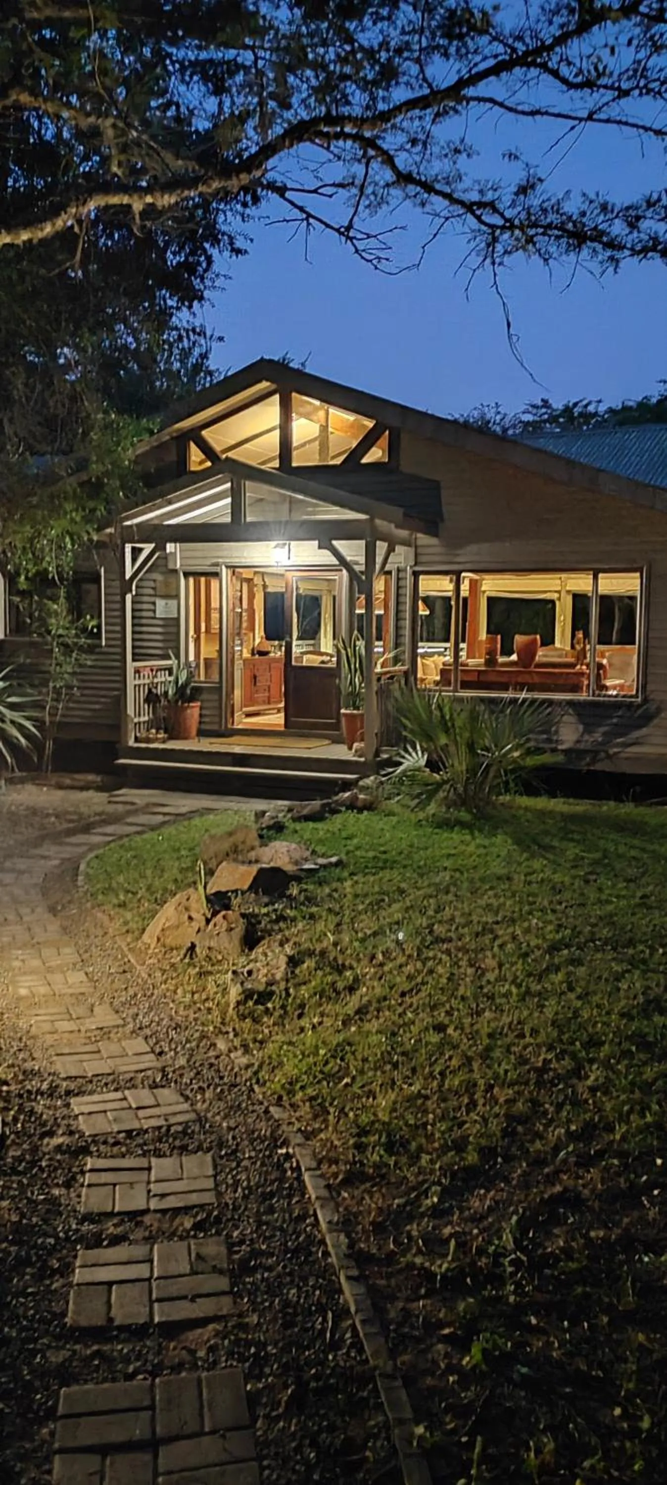 Property building in Thornwood