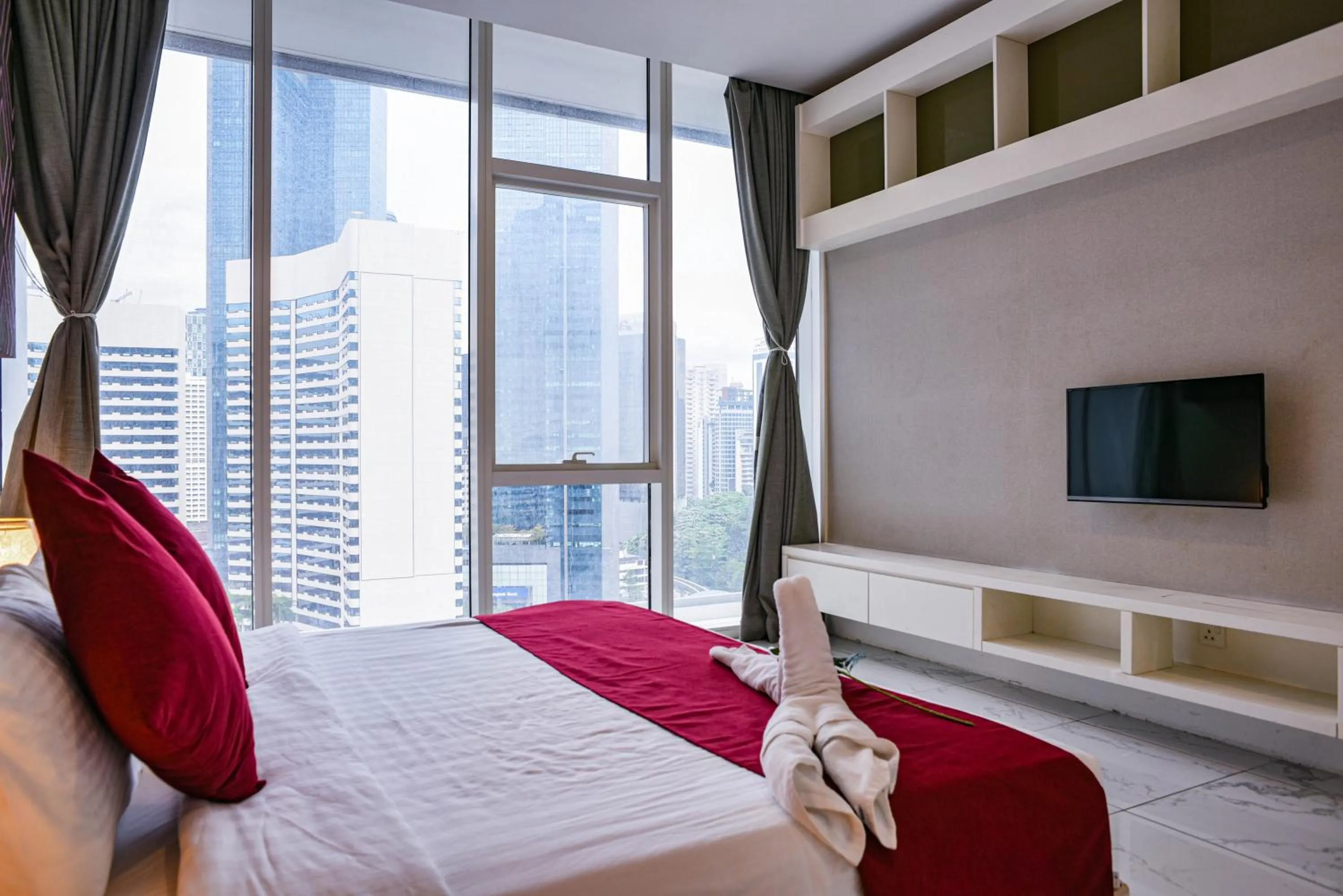 Bed in Sidemen Suites at Platinum KLCC