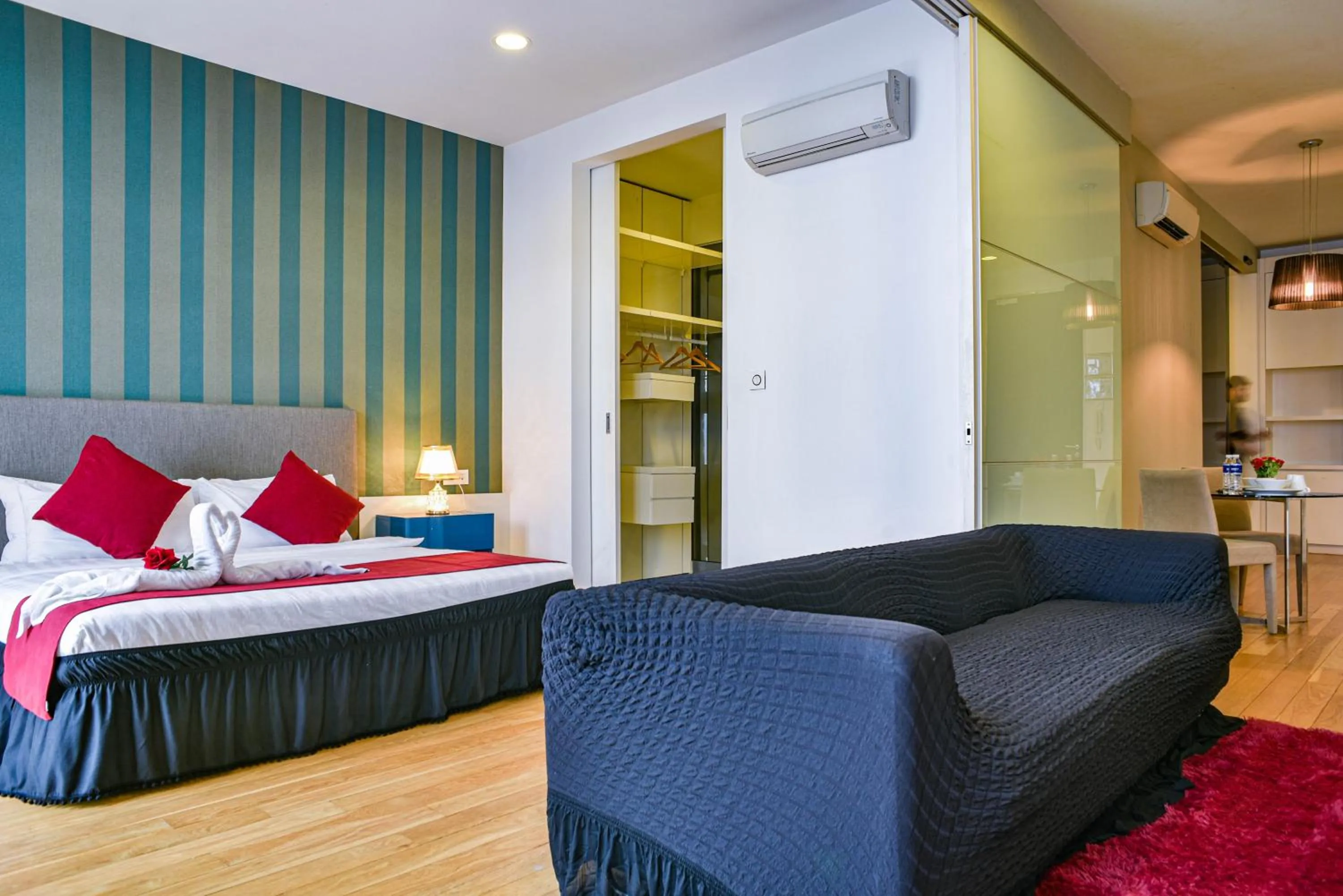 Living room, Bed in Sidemen Suites at Platinum KLCC