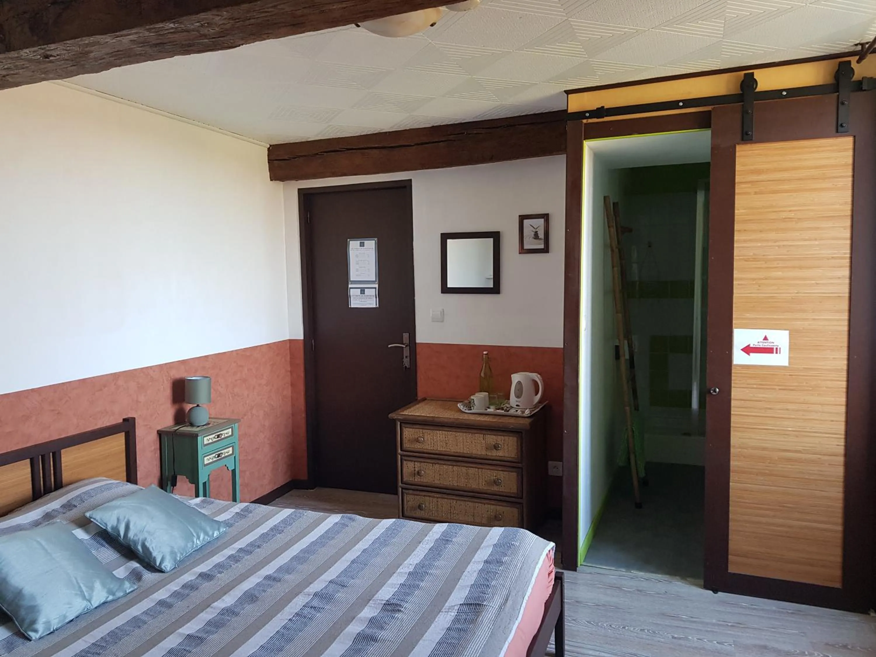 Bedroom in Les forges de Planechaud