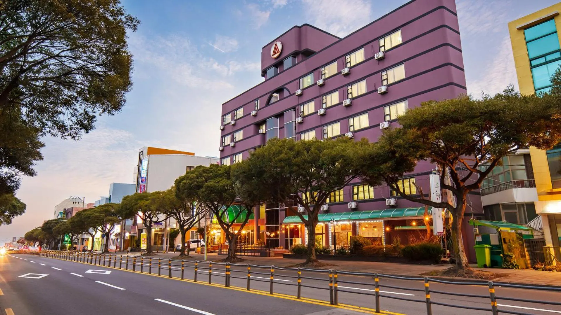 Property building in Hiker Hotel