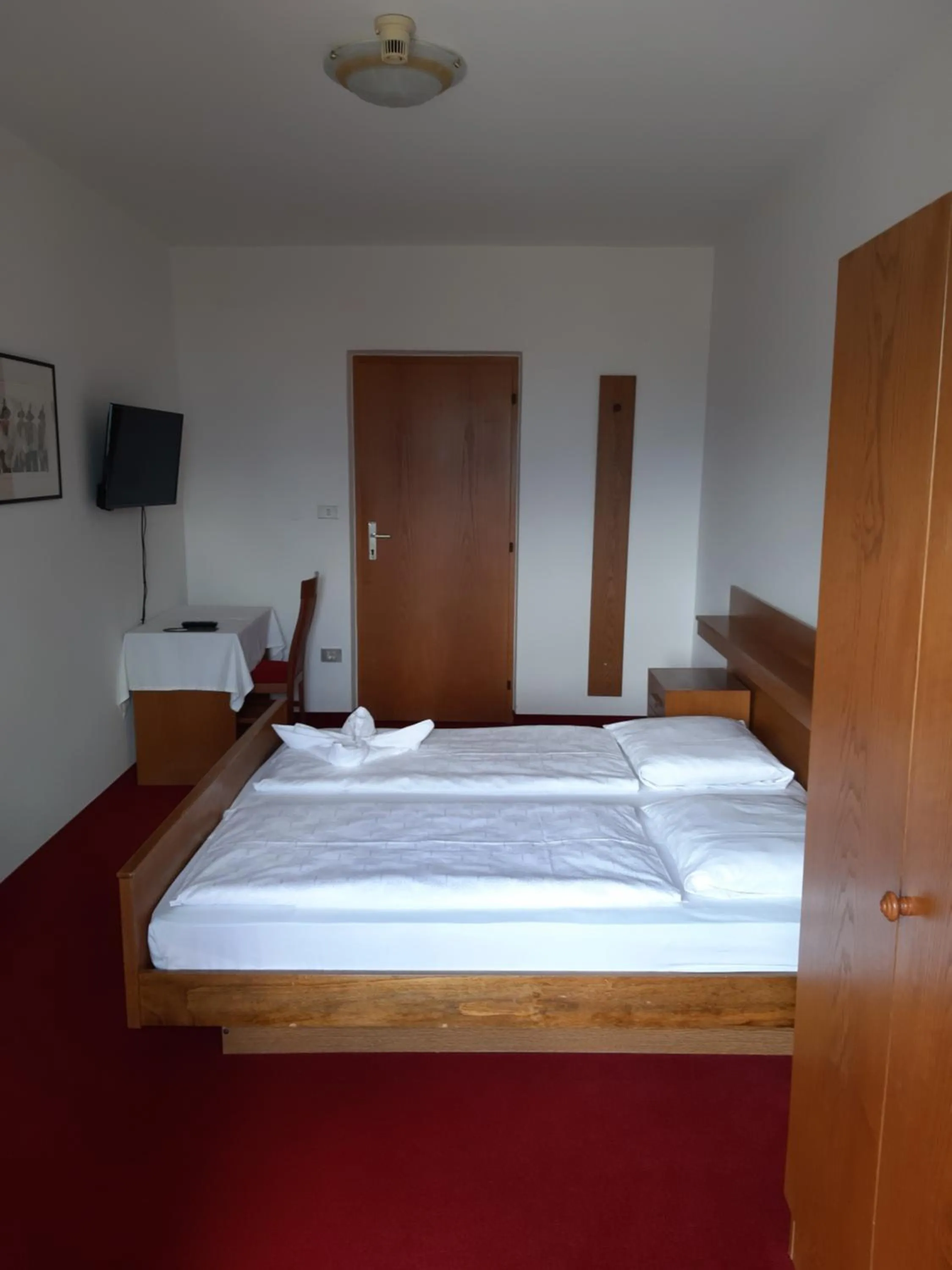 Photo of the whole room, Bed in Pension Hasslhof