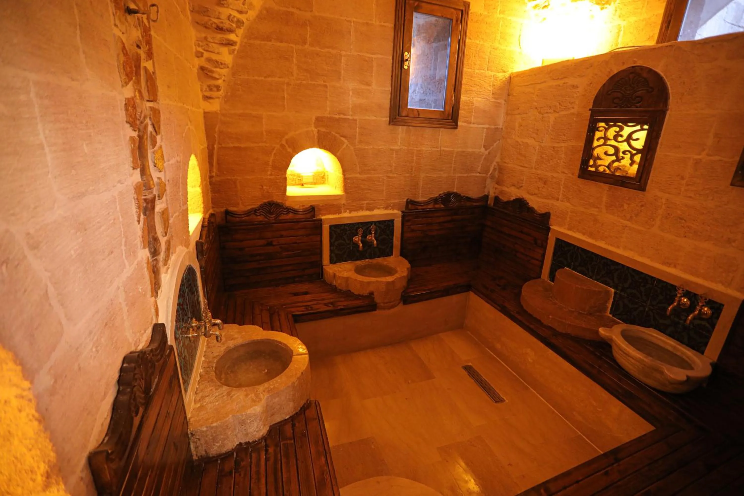 Public Bath in Ankahan Konağı