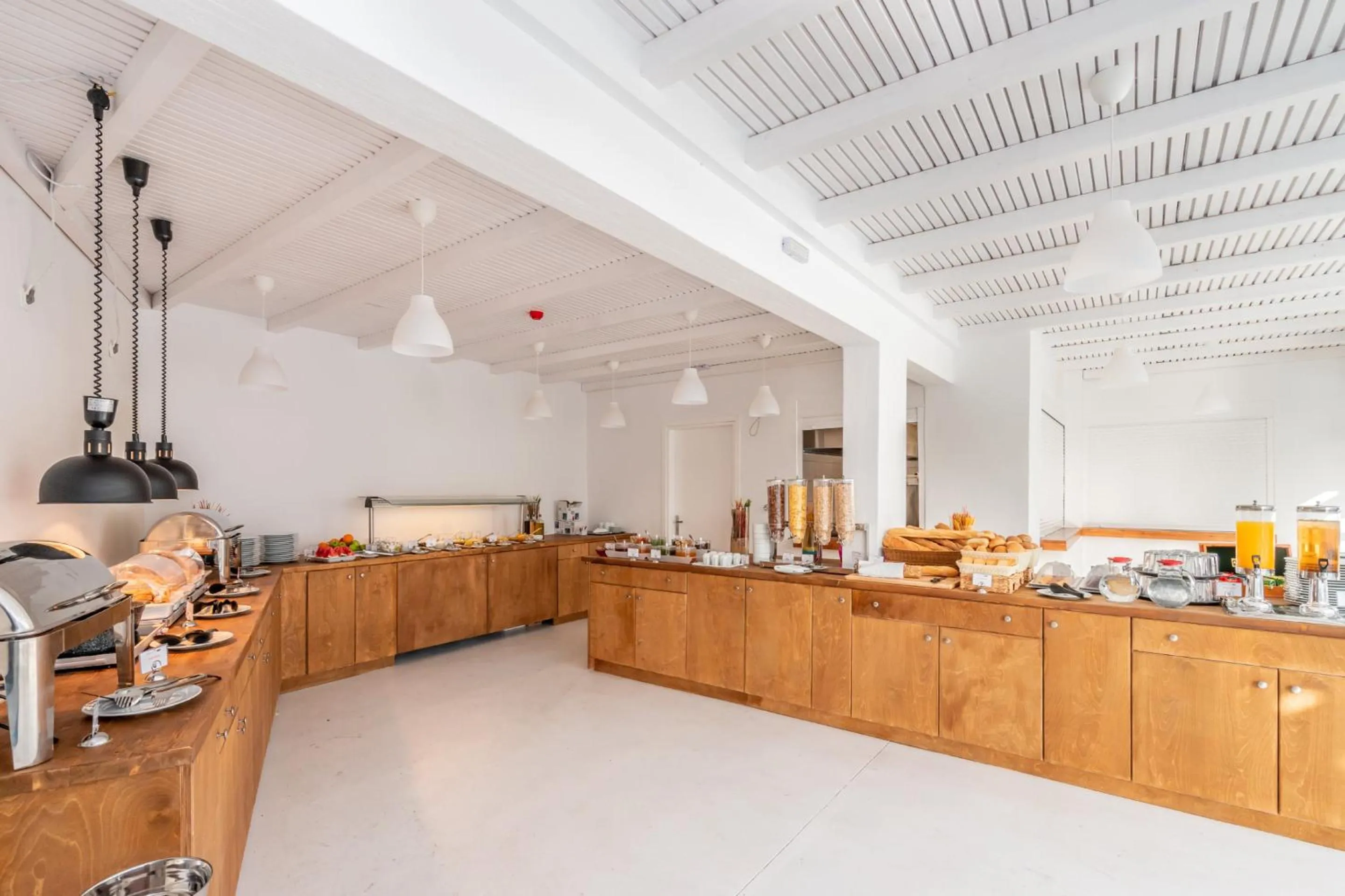 Breakfast in Aloe Hotel - Adults Only