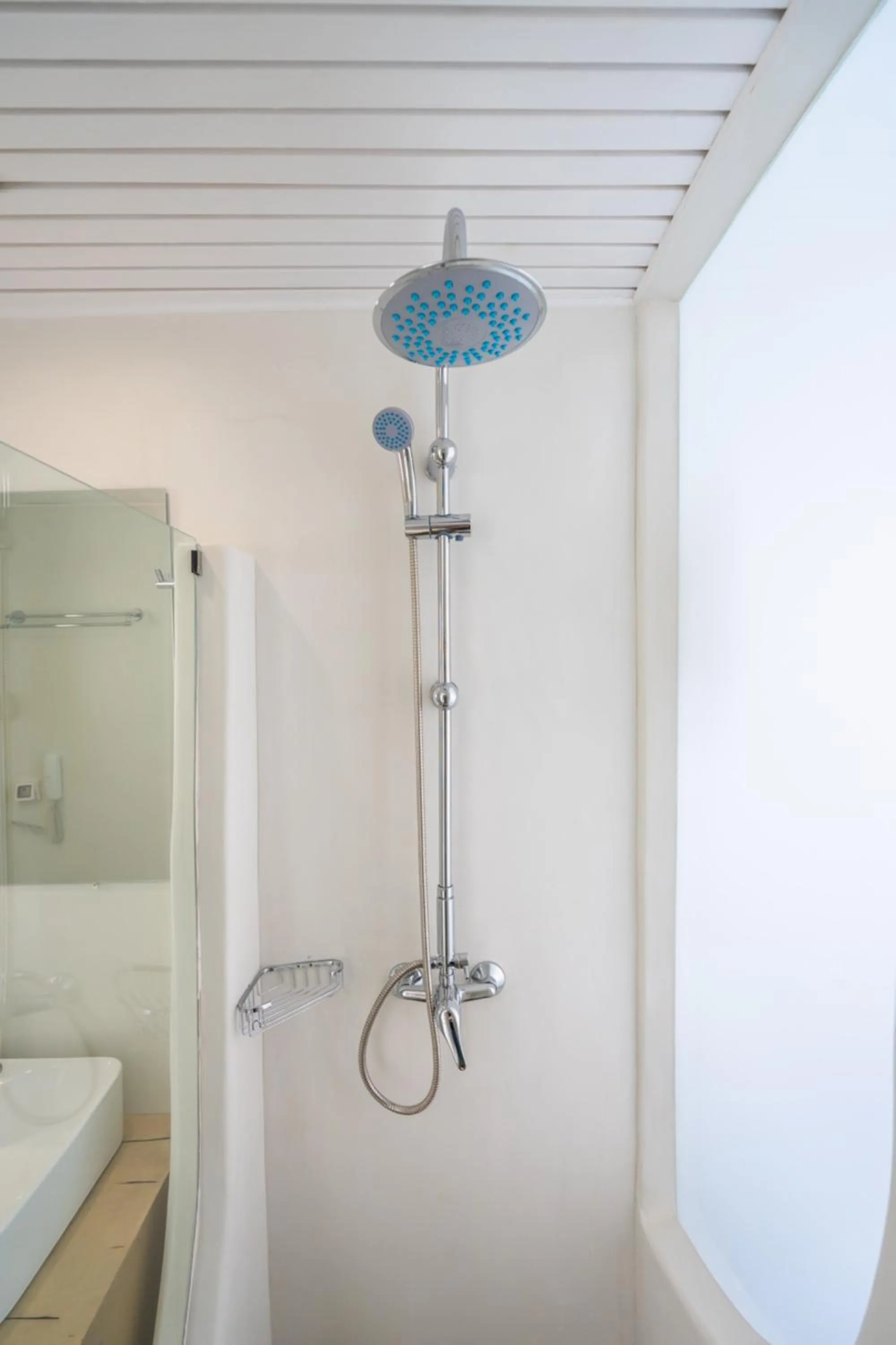 Shower in Aloe Hotel - Adults Only