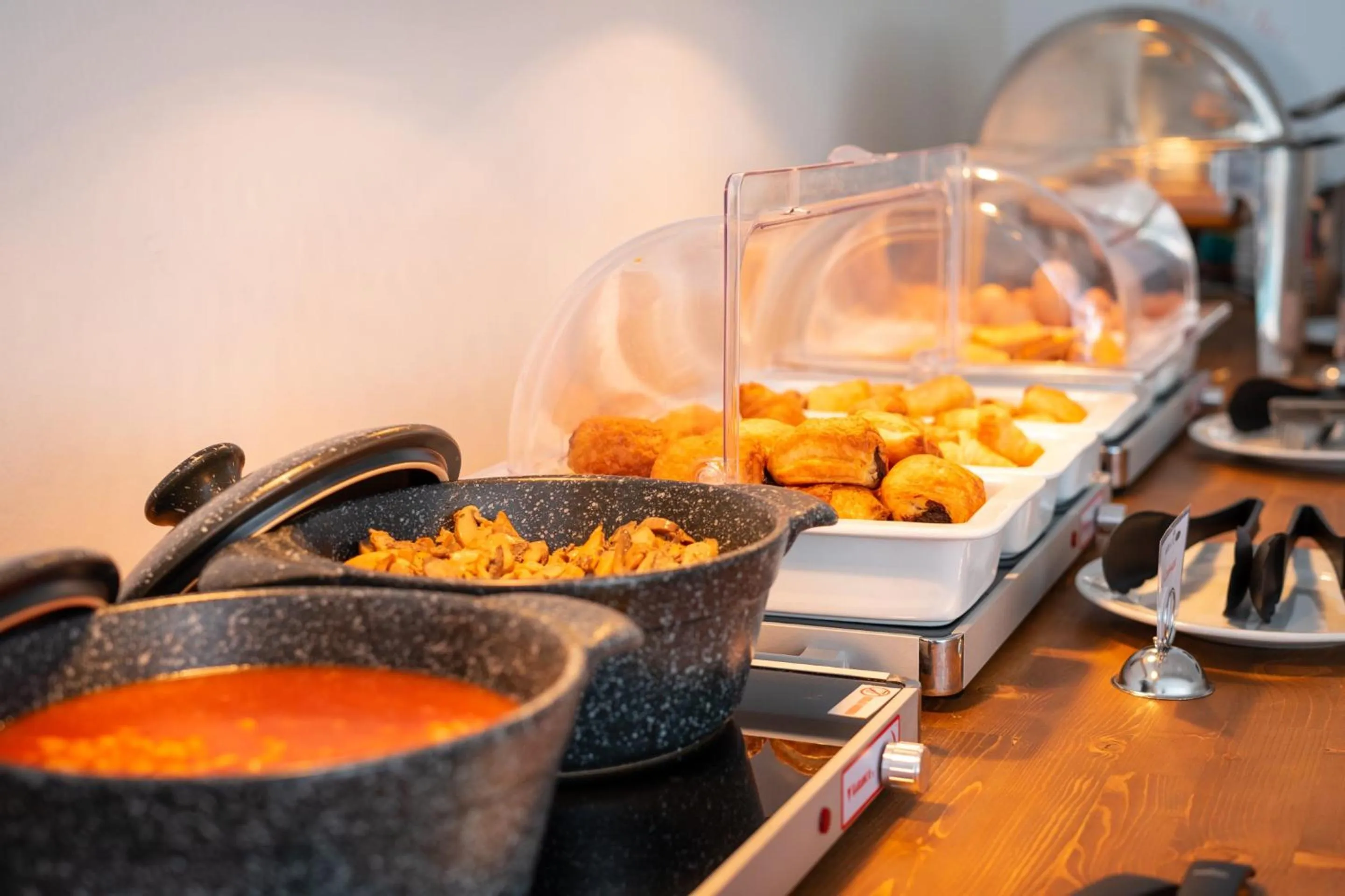 Breakfast in Aloe Hotel - Adults Only