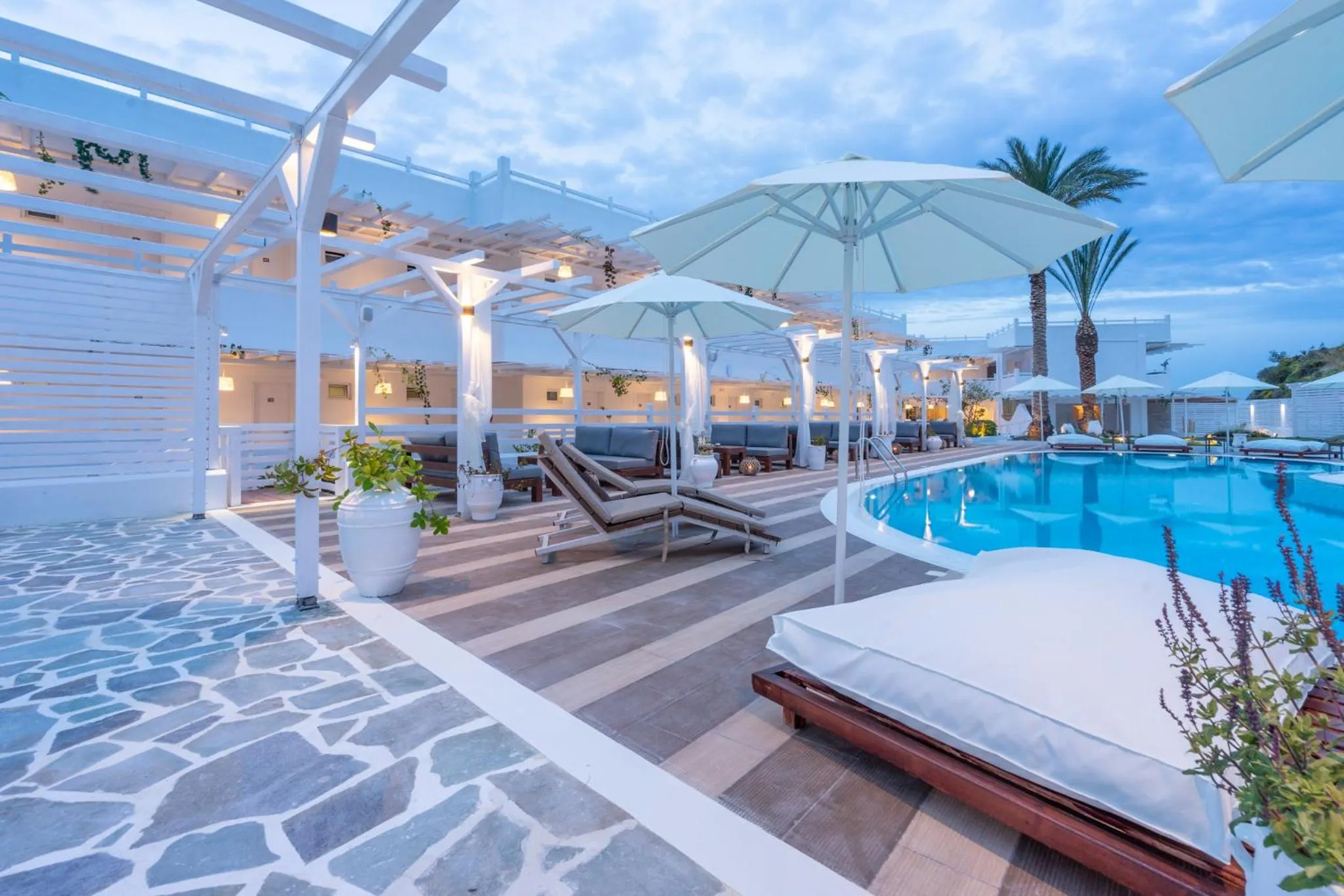 Swimming pool in Aloe Hotel - Adults Only