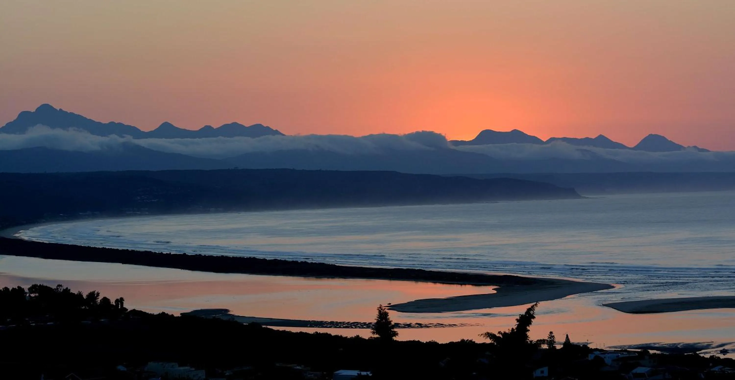 Sunrise in 22 Julia B&B