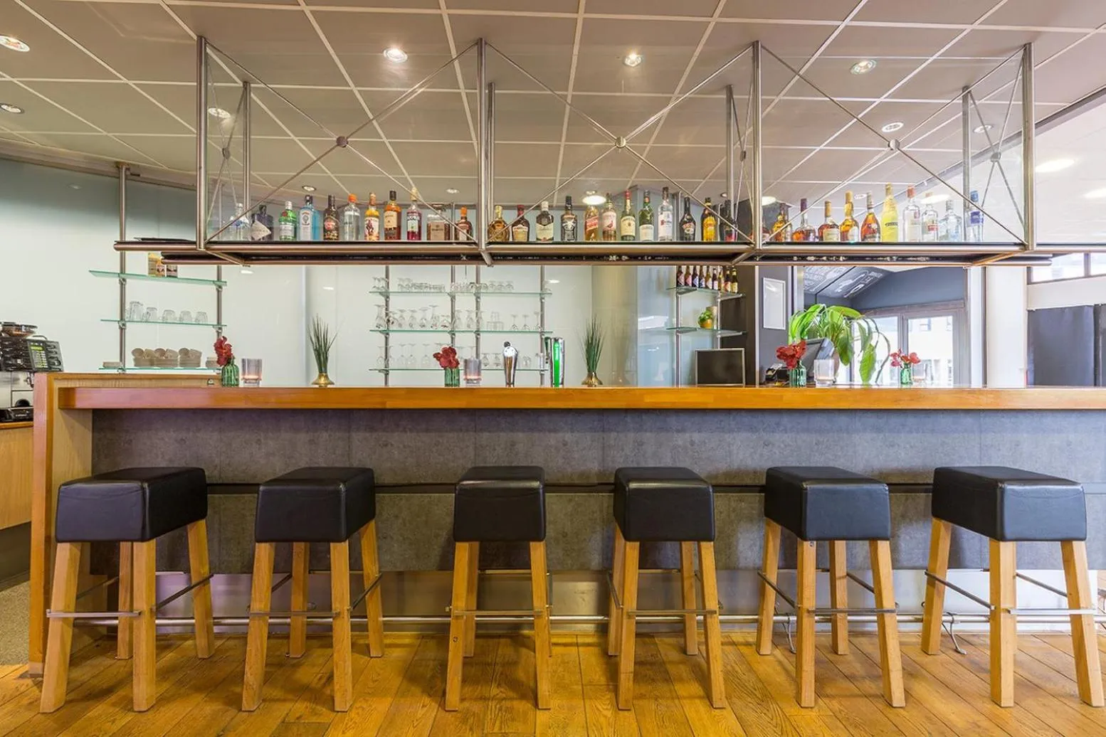 Lounge or bar in Leonardo Hotel Lelystad City Center