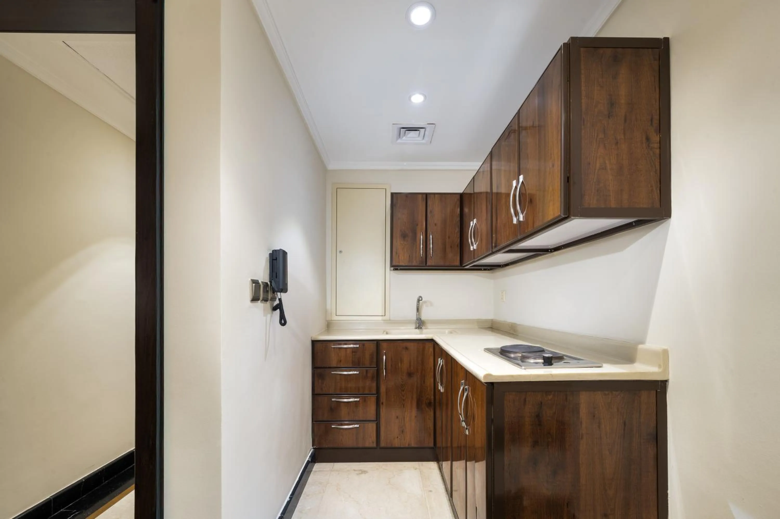 kitchen in Emaar Al Mektan Hotel