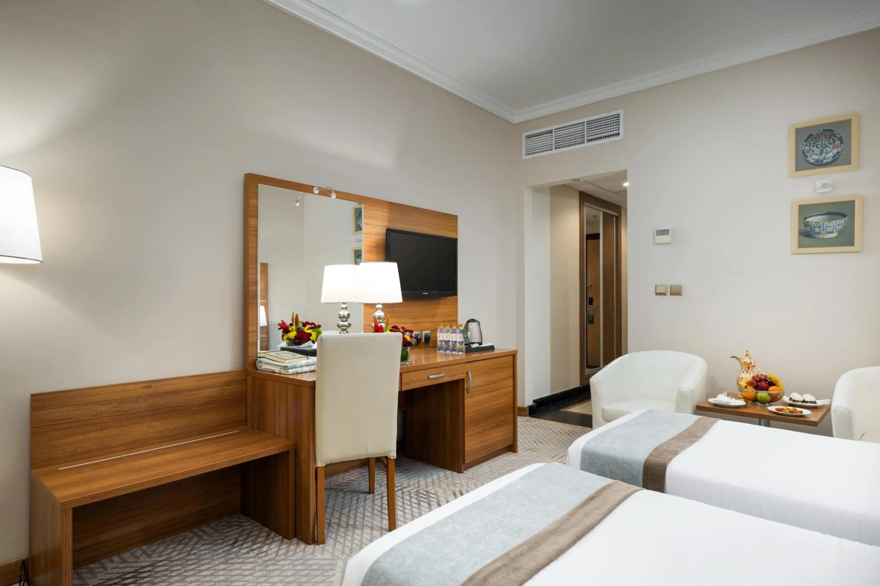 Bed in Emaar Al Mektan Hotel