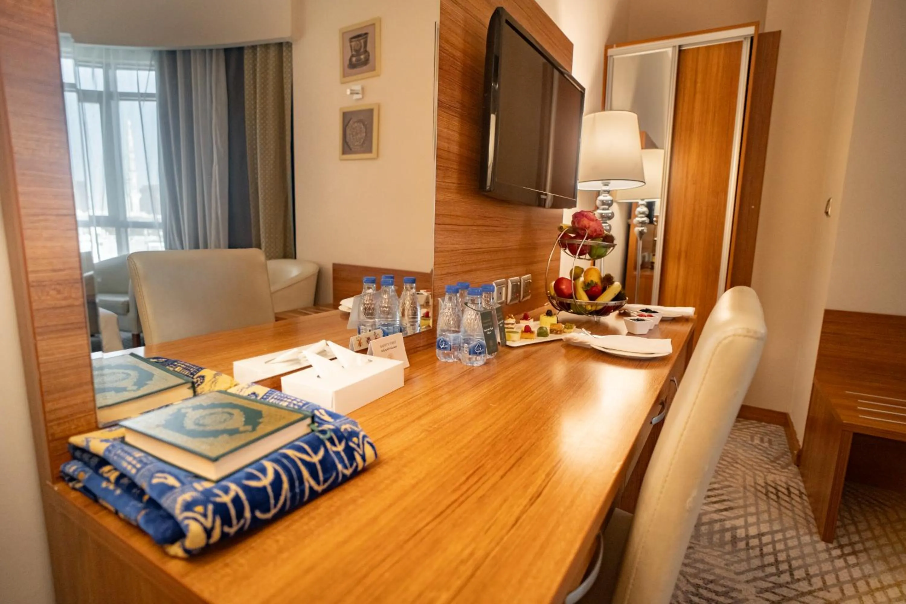 TV and multimedia in Emaar Al Mektan Hotel