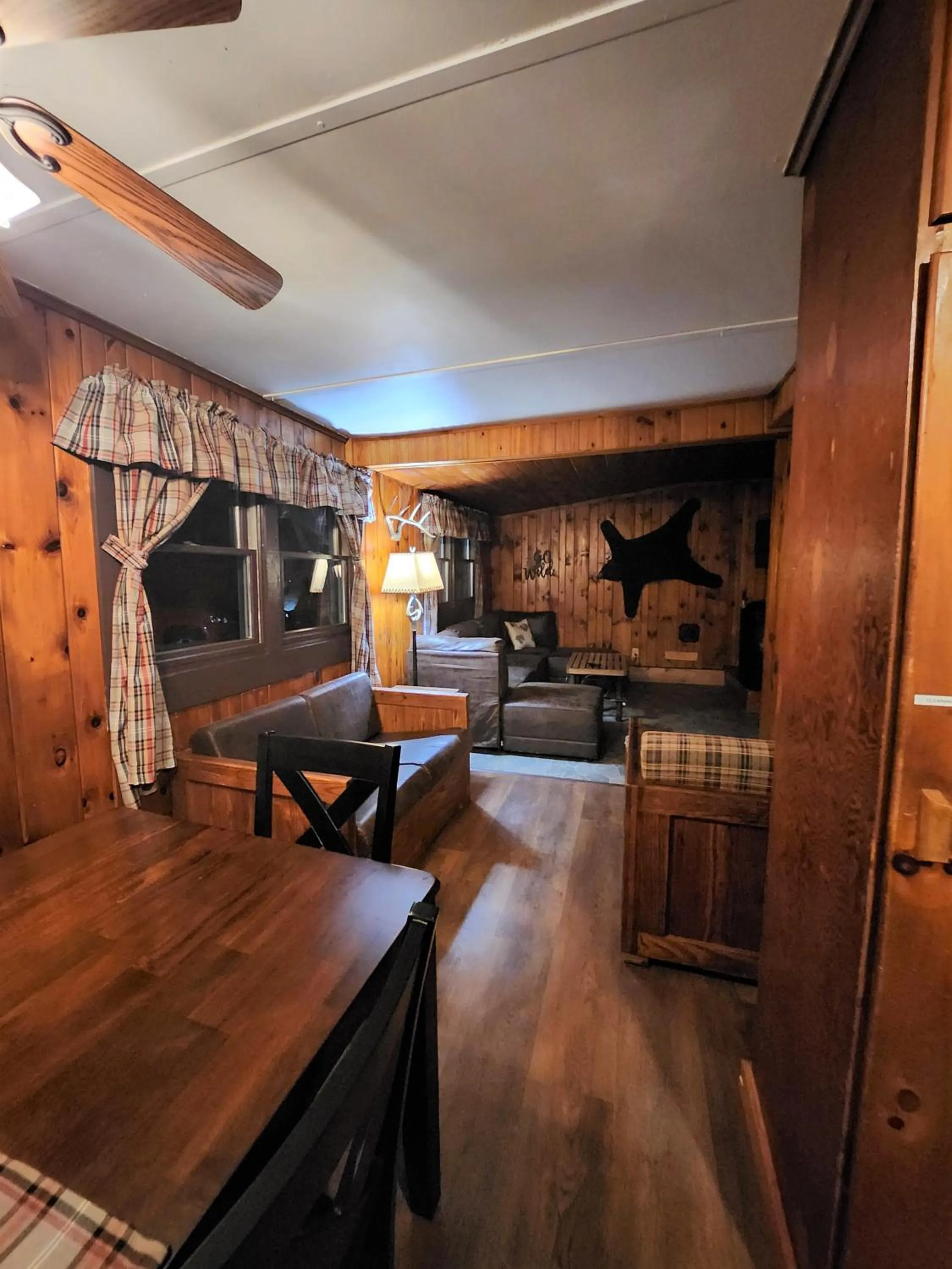 Adirondack Diamond Point Lodge