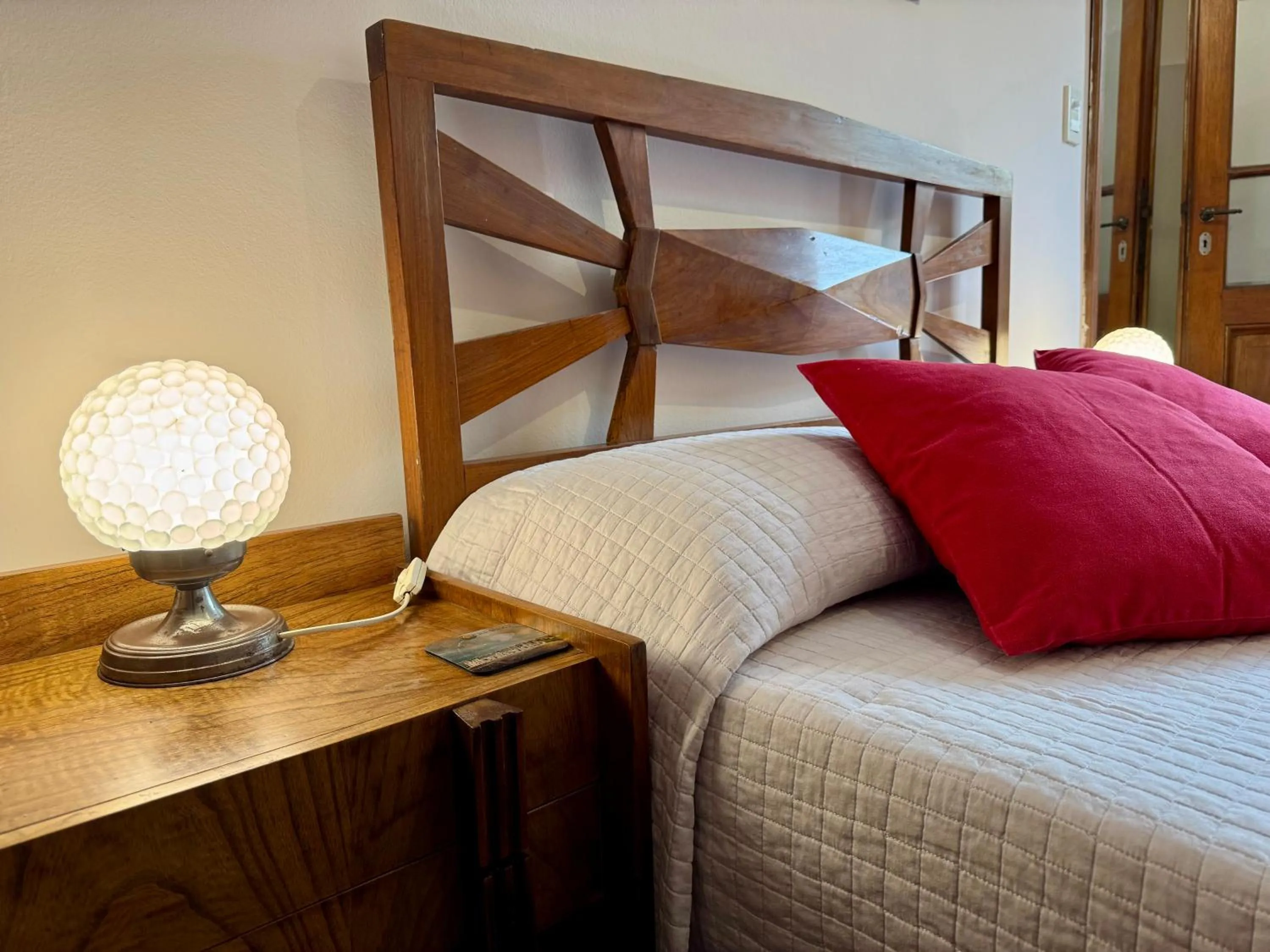 Decorative detail, Bed in Lina's Tango Guesthouse