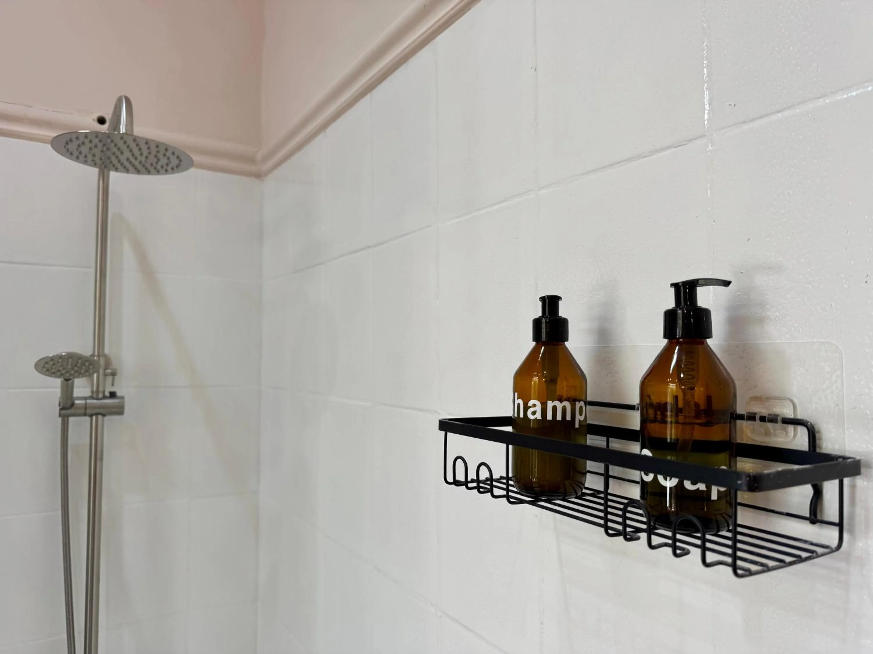 Shower in Lina's Tango Guesthouse