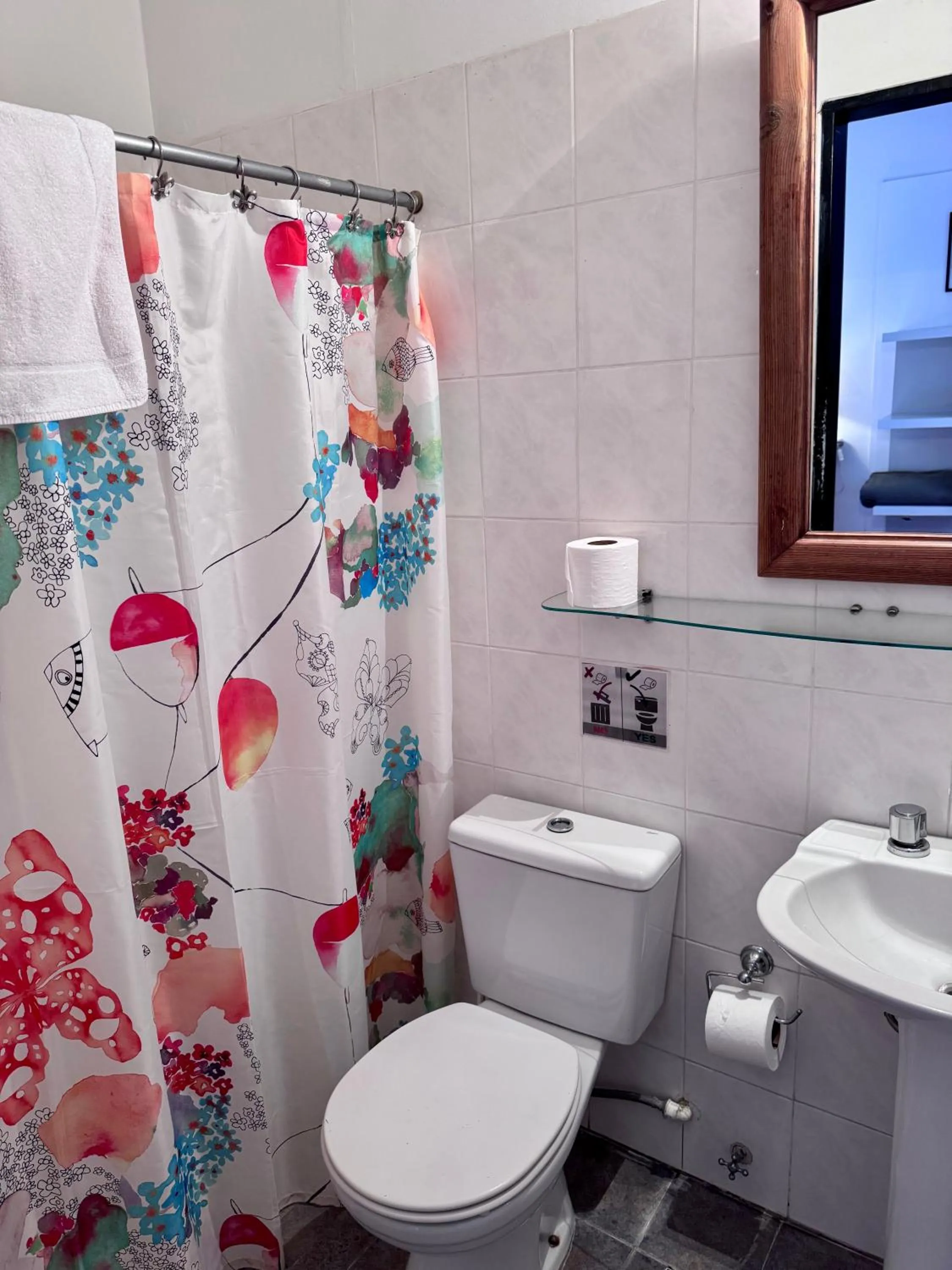 Shower in Lina's Tango Guesthouse