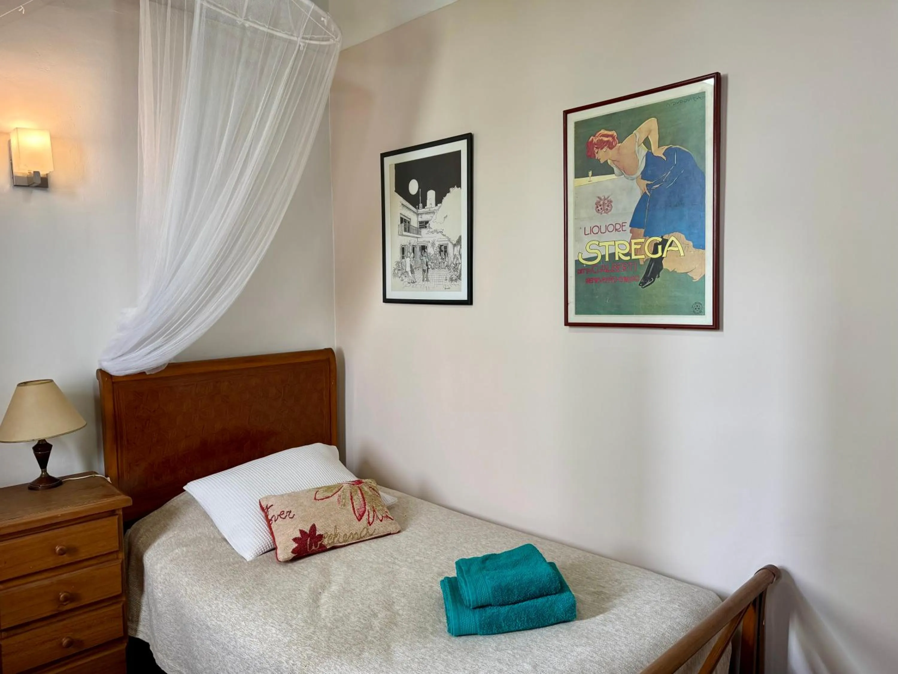 Photo of the whole room, Bed in Lina's Tango Guesthouse