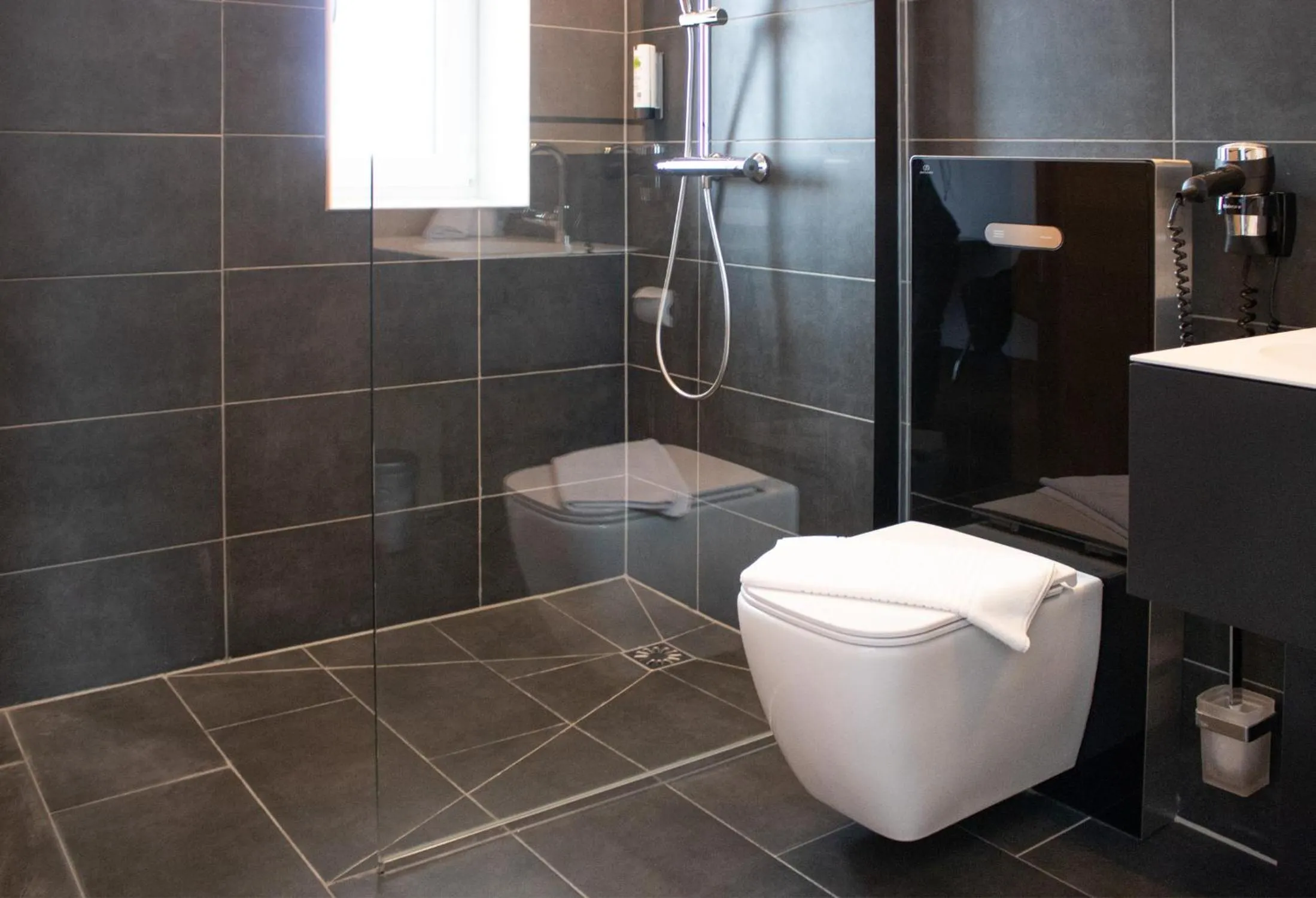 Shower in RU Hotel by WMM Hotels