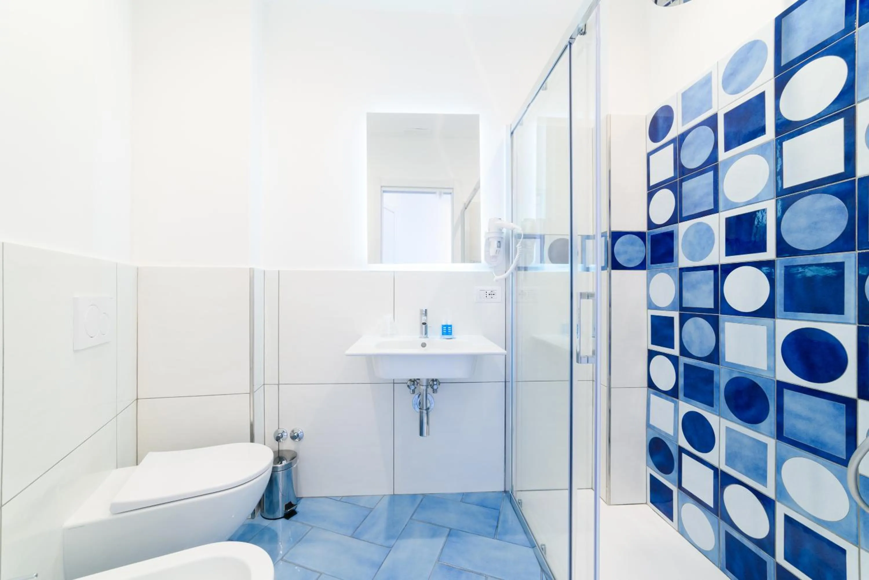 Bathroom in Eden sul Mare