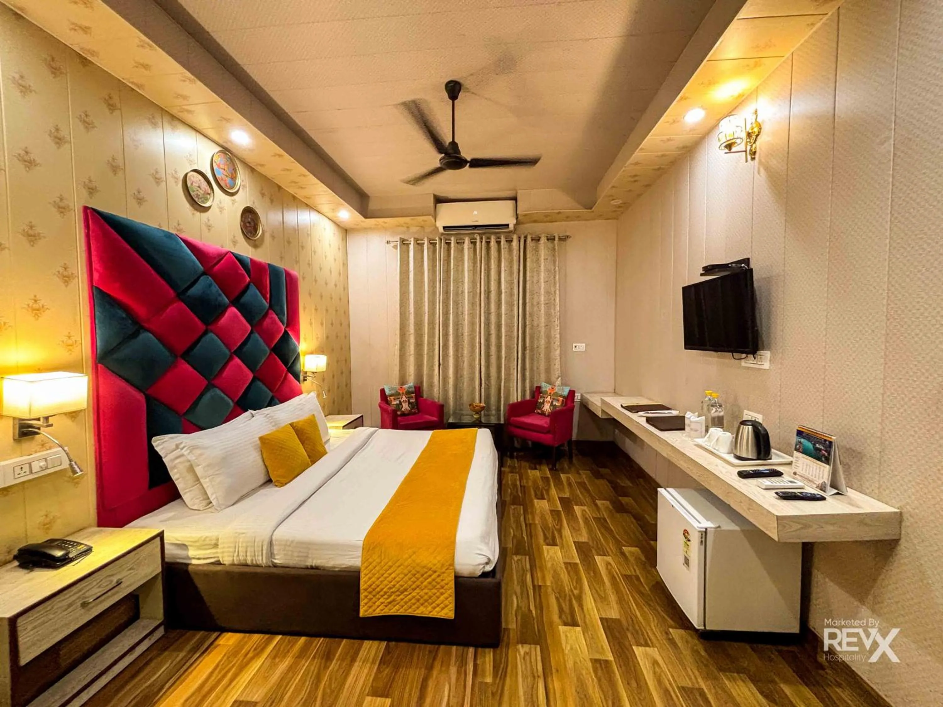 Bed in The Neeraj Naturecure - Ganga View