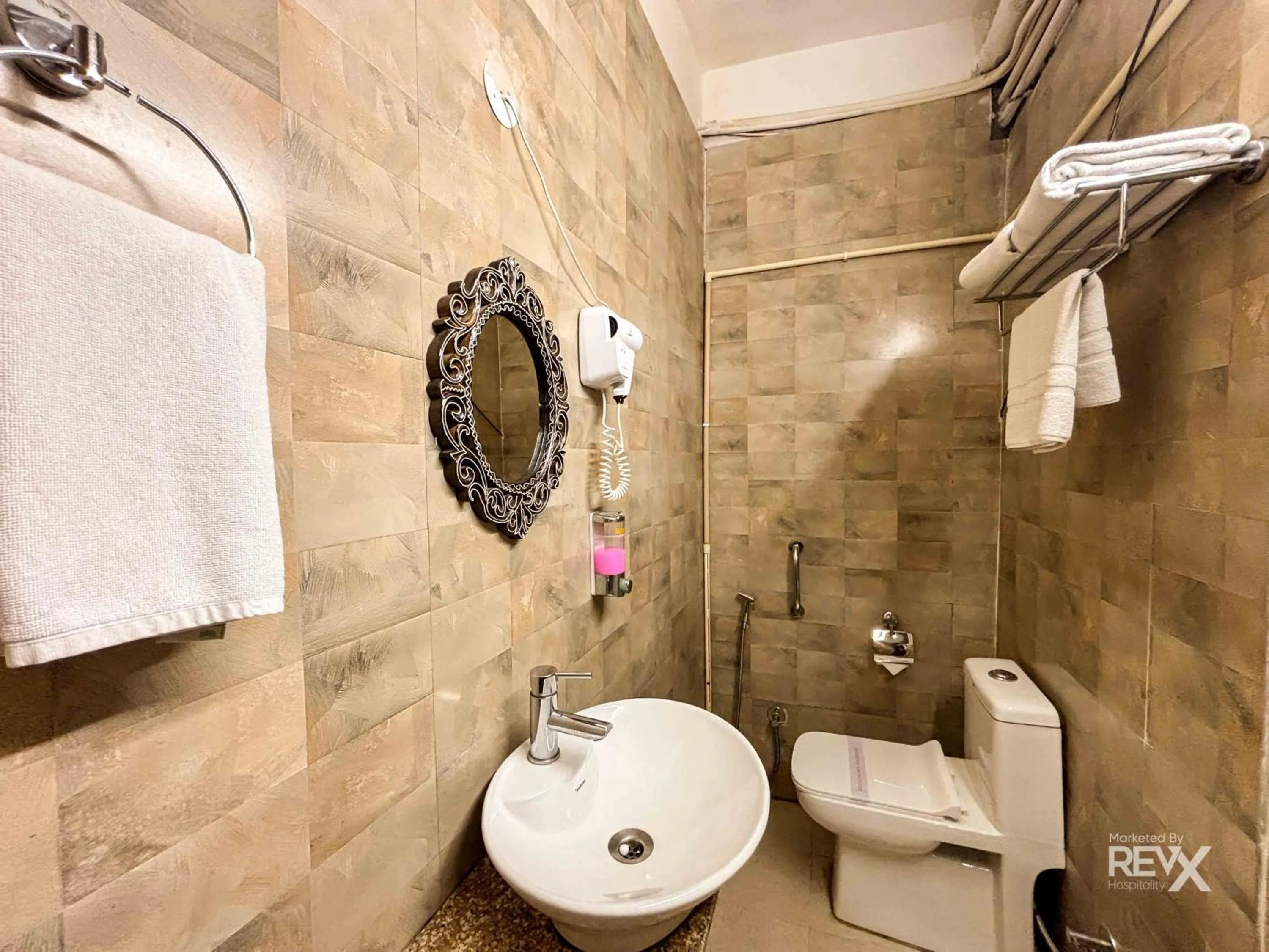 Shower in The Neeraj Naturecure - Ganga View