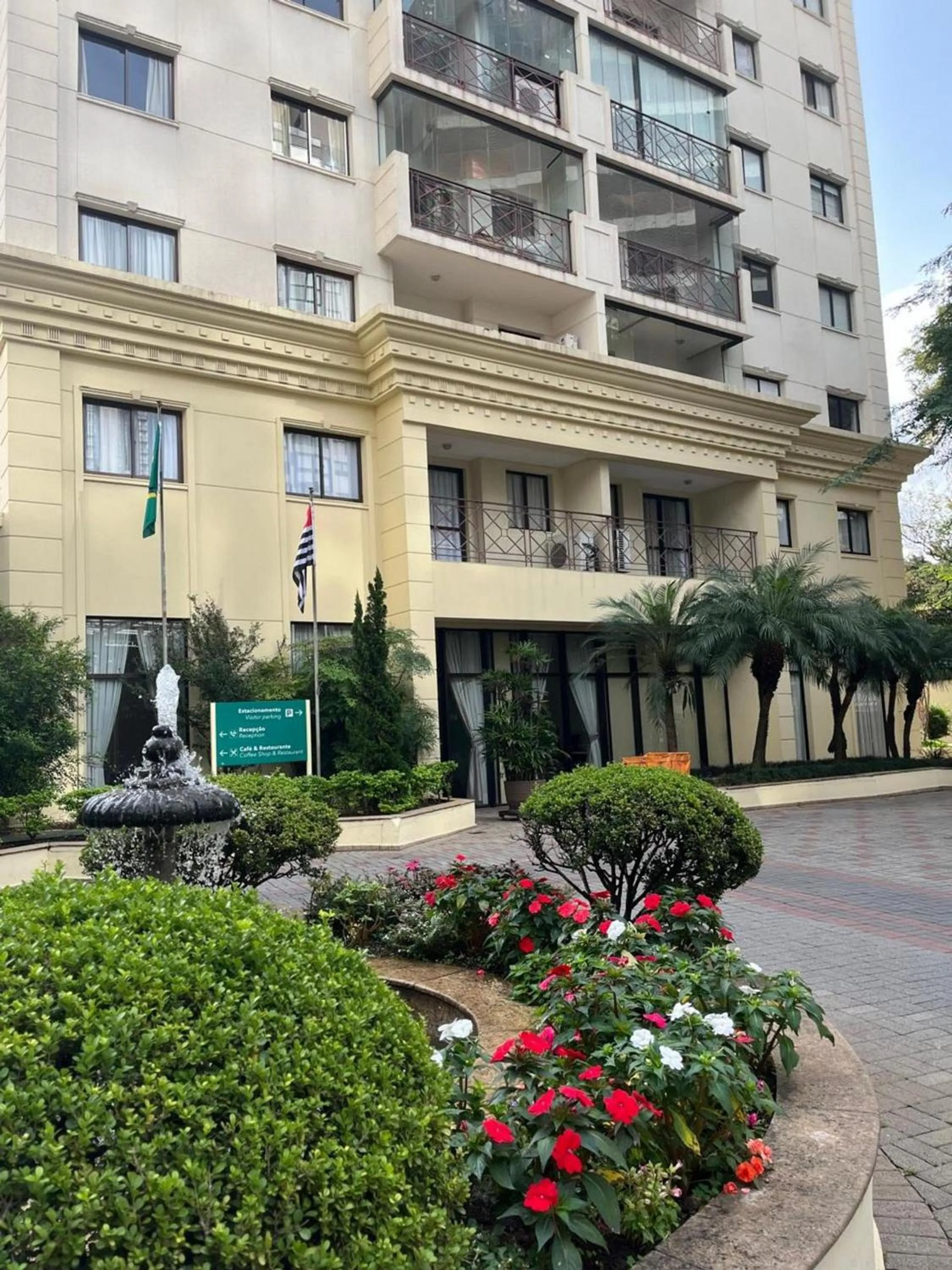 Property building in Elegance Suítes Alvorada