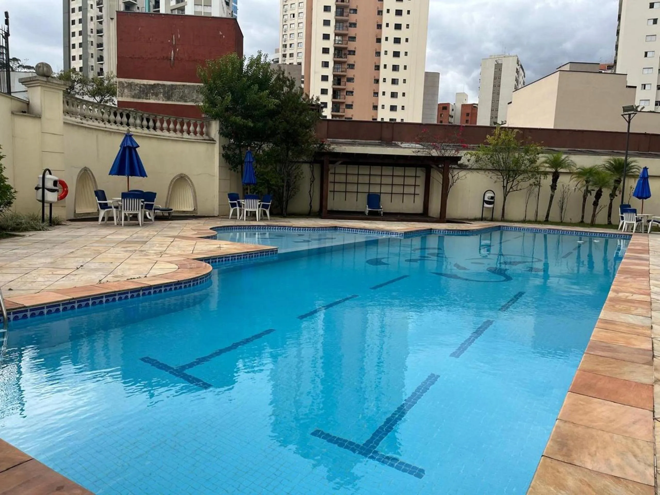 Pool view in Elegance Suítes Alvorada