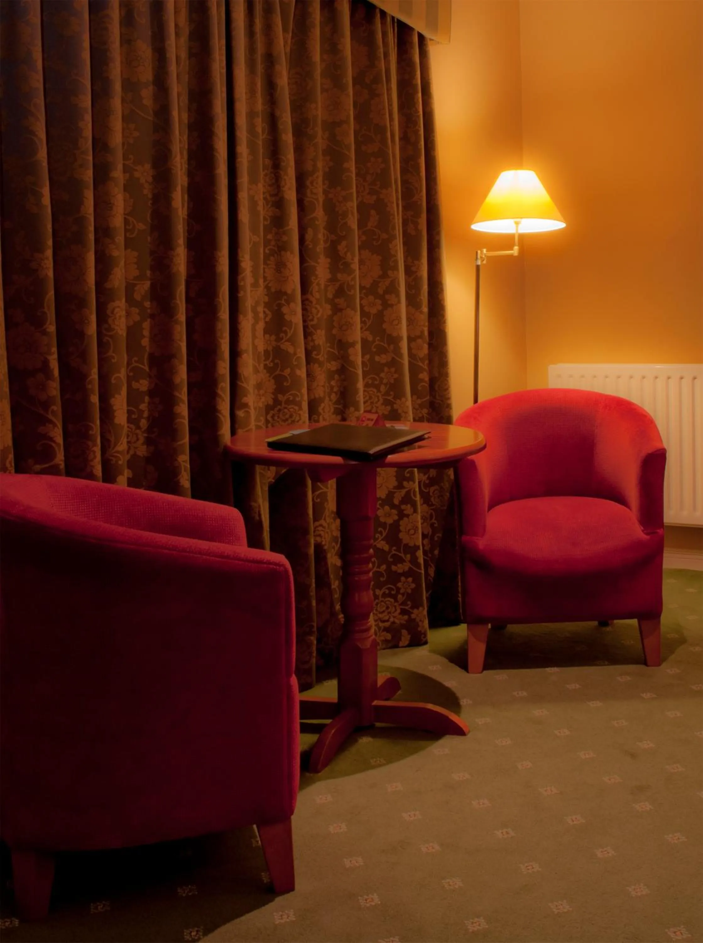 Bedroom in Brown Trout Golf & Country Inn