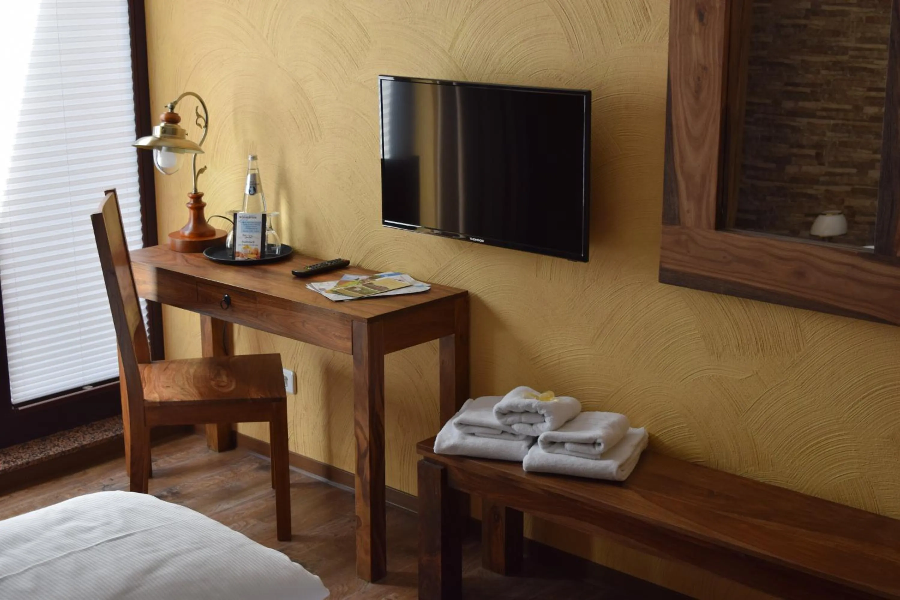 Decorative detail, Bed in Hotel Arte Vida OHG