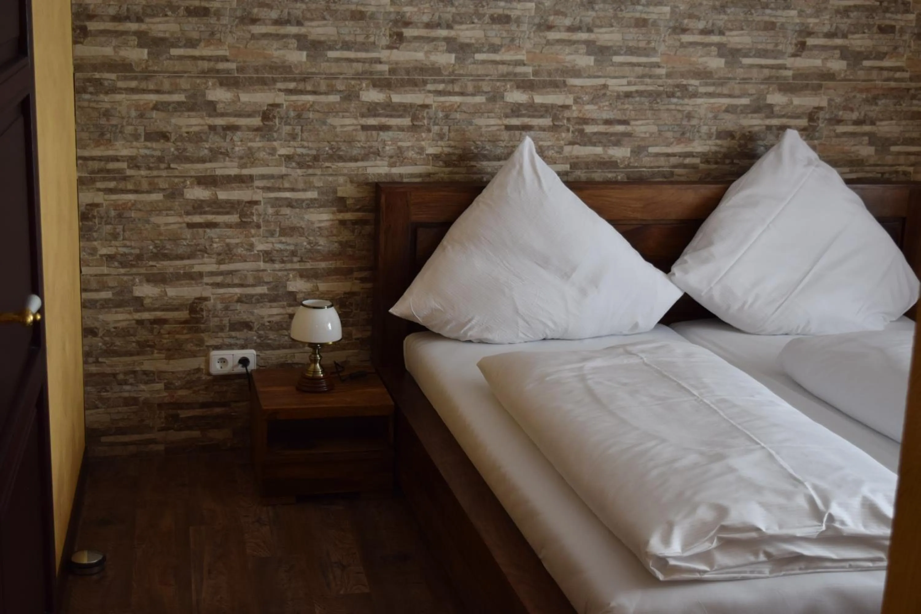 Decorative detail, Bed in Hotel Arte Vida OHG