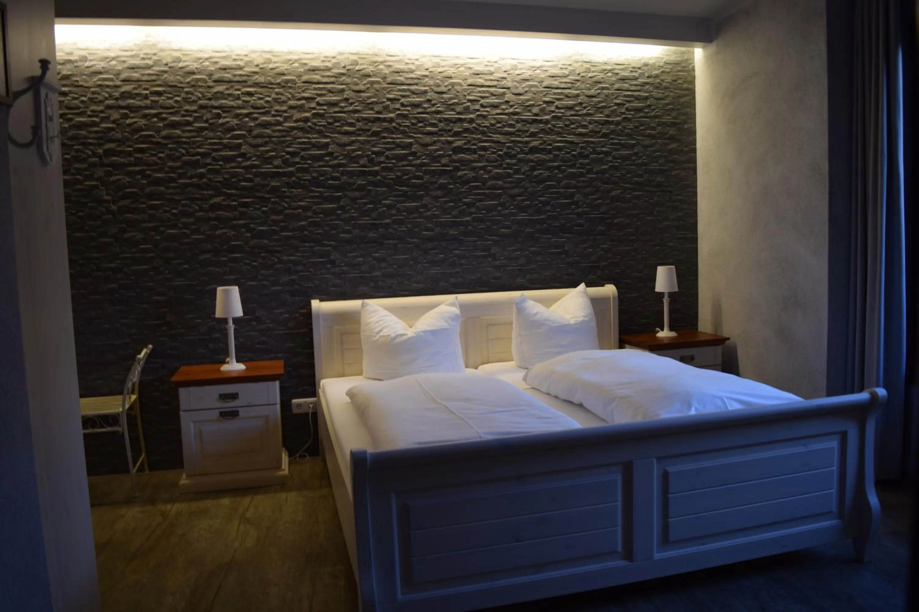 Photo of the whole room, Bed in Hotel Arte Vida OHG