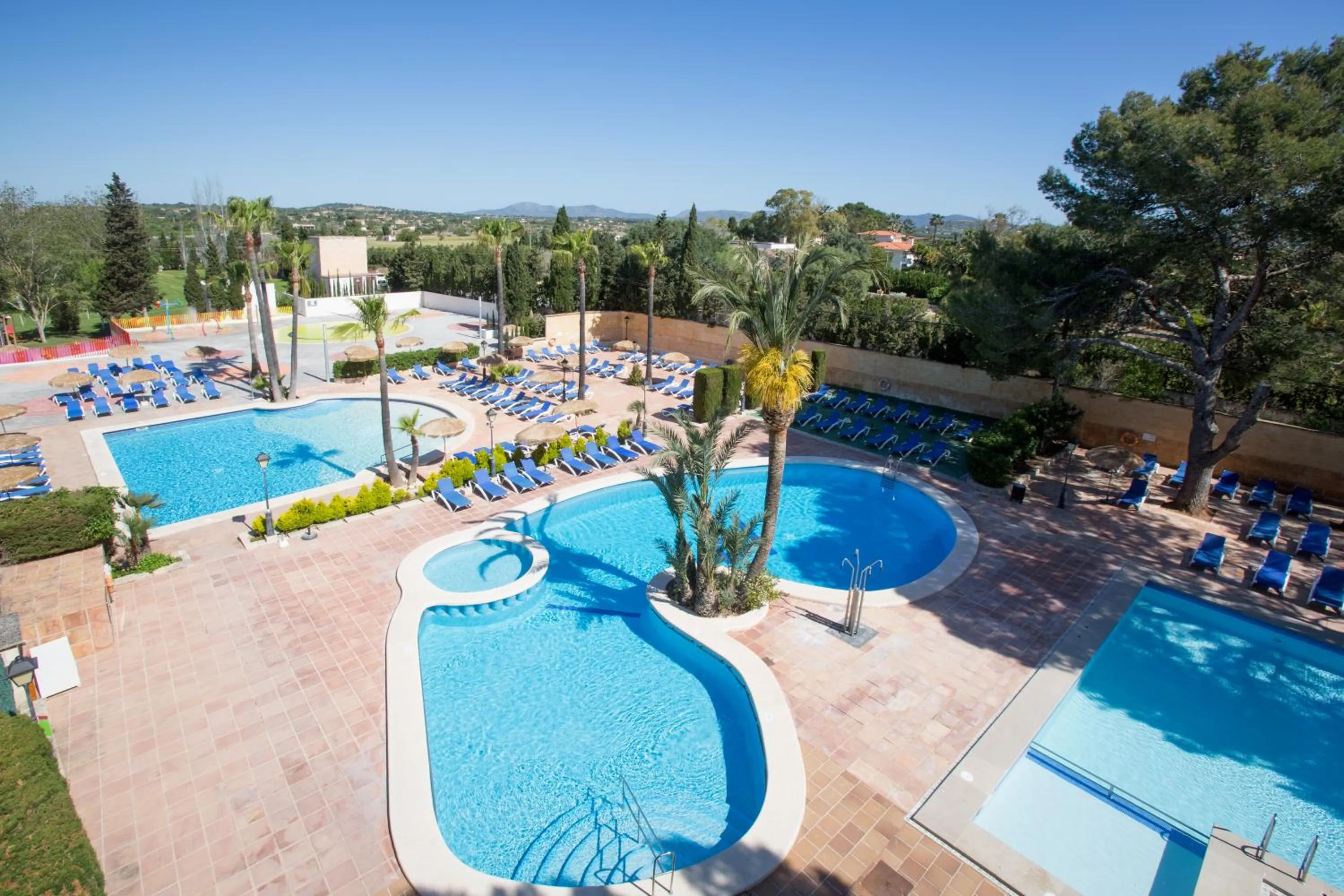 Swimming pool in Hotel Castell dels Hams