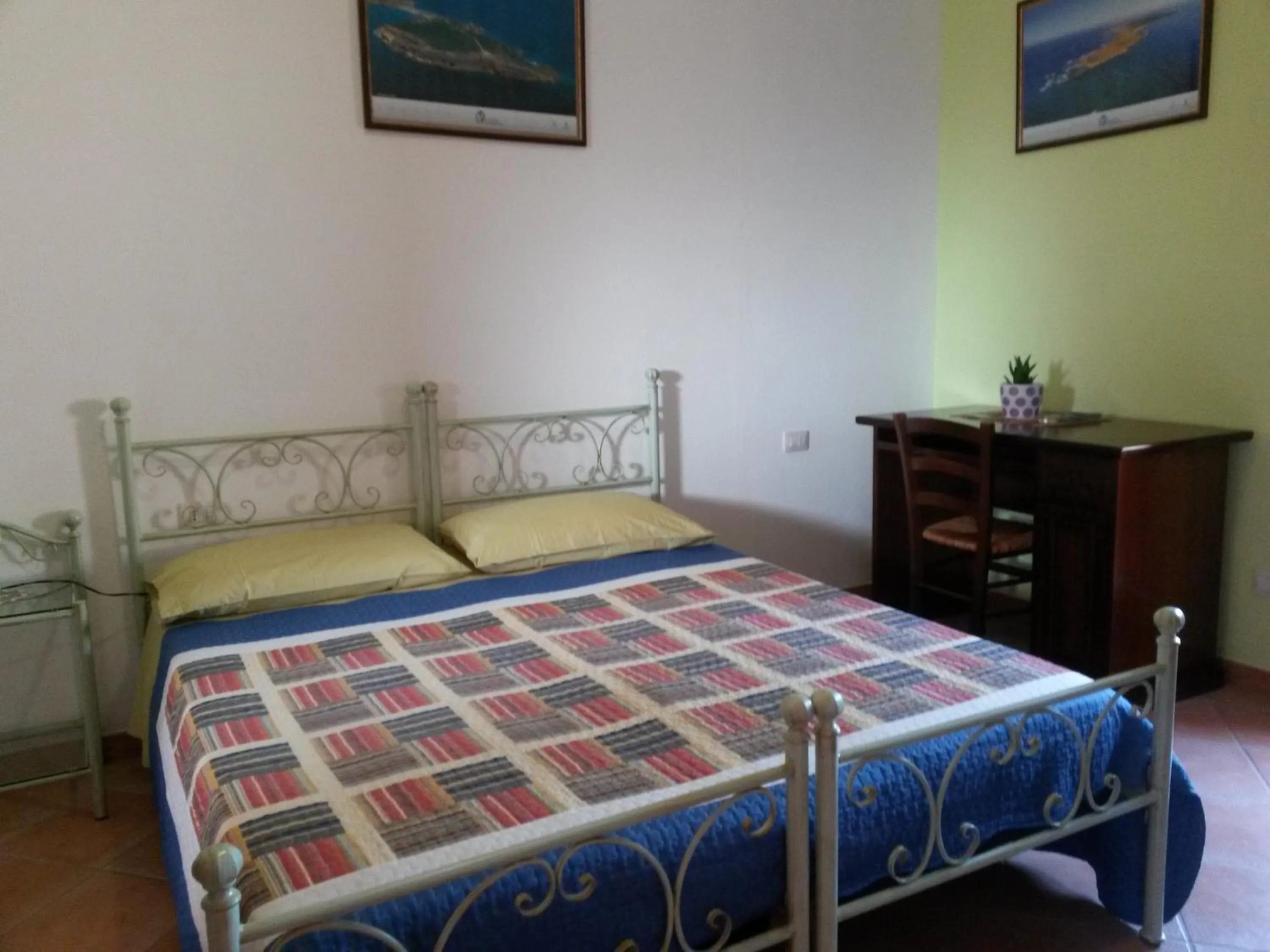 Bedroom, Bed in Affittacamere Le Statue Del Sinis