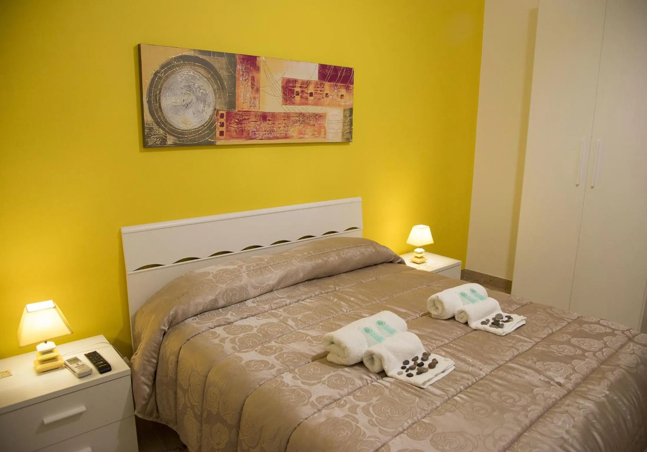 Bedroom, Bed in Case Saniela