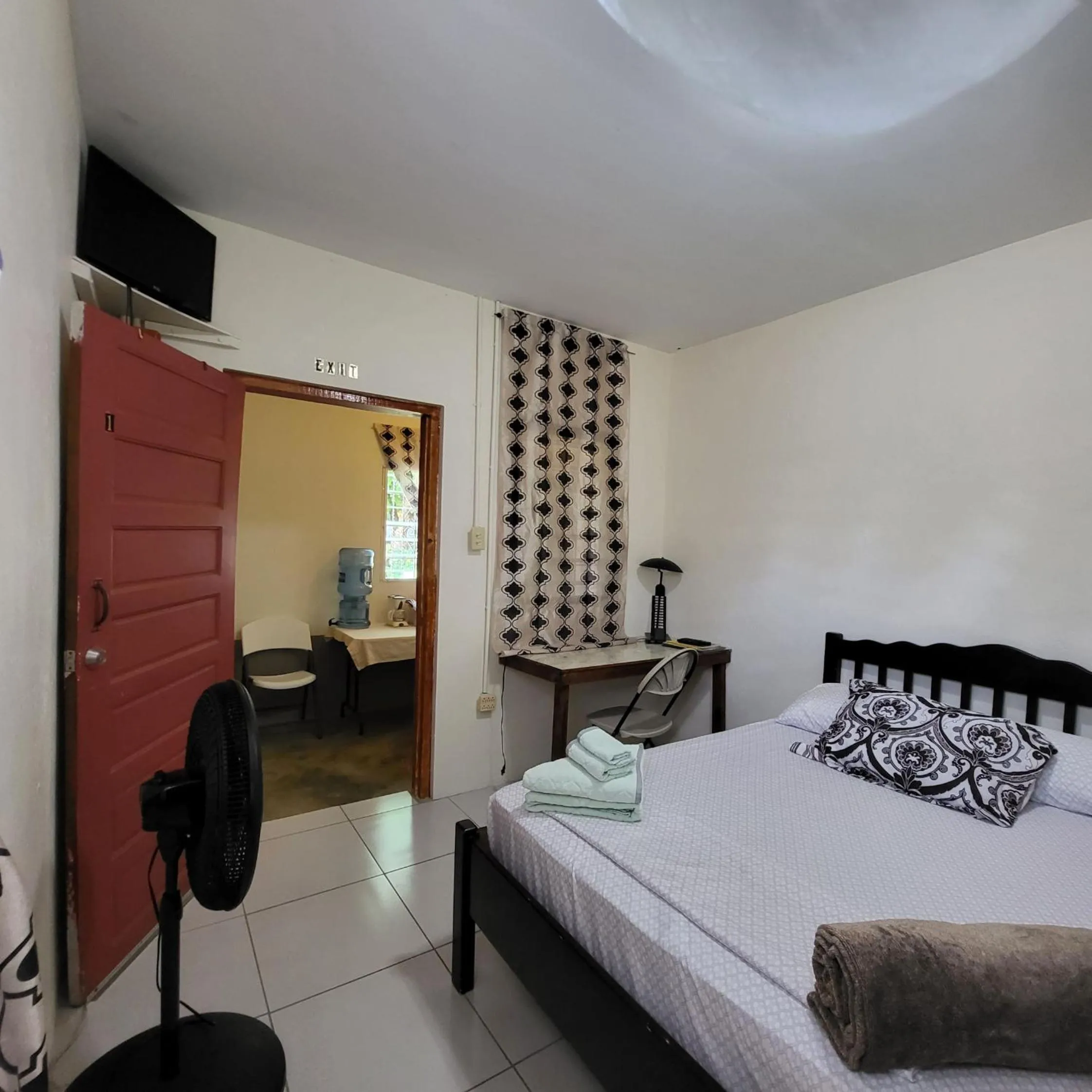 Bedroom, Bed in Hacienda Tropical Guest House